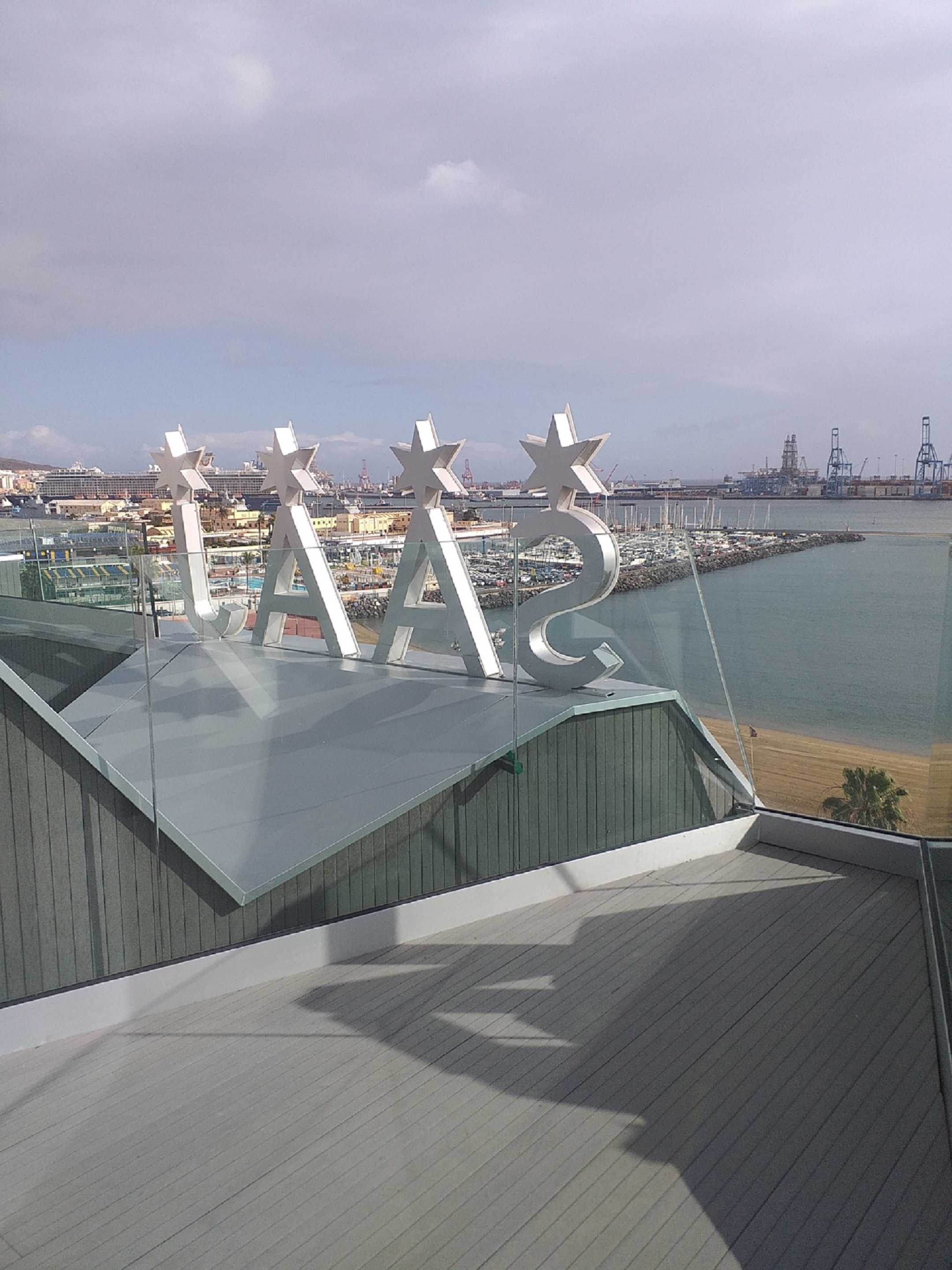 Double or Twin Deluxe