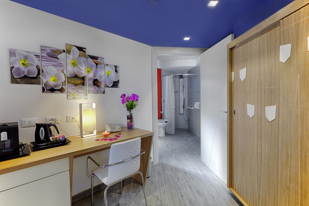 Double or Twin Standard