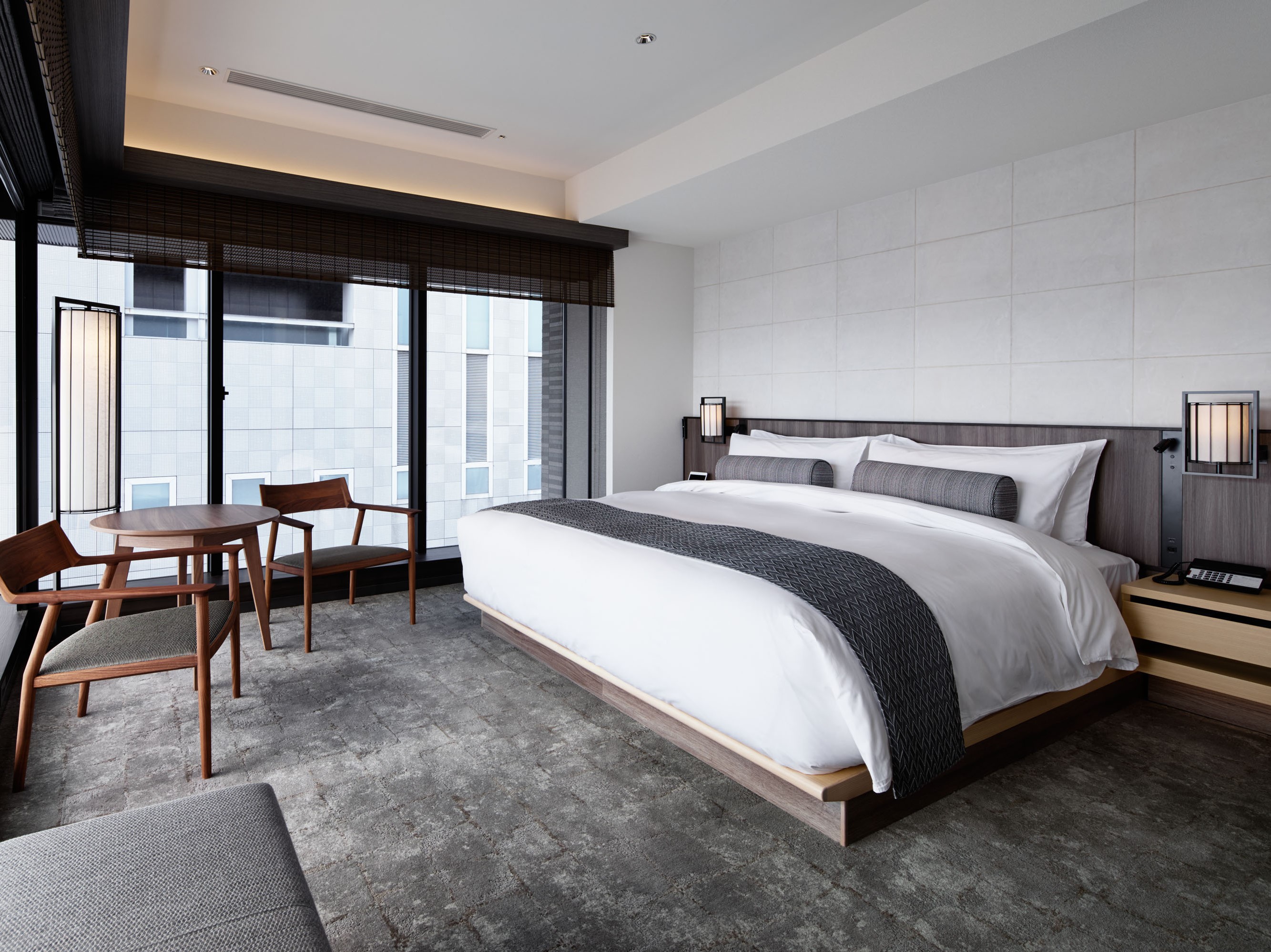 Double Deluxe King Bed