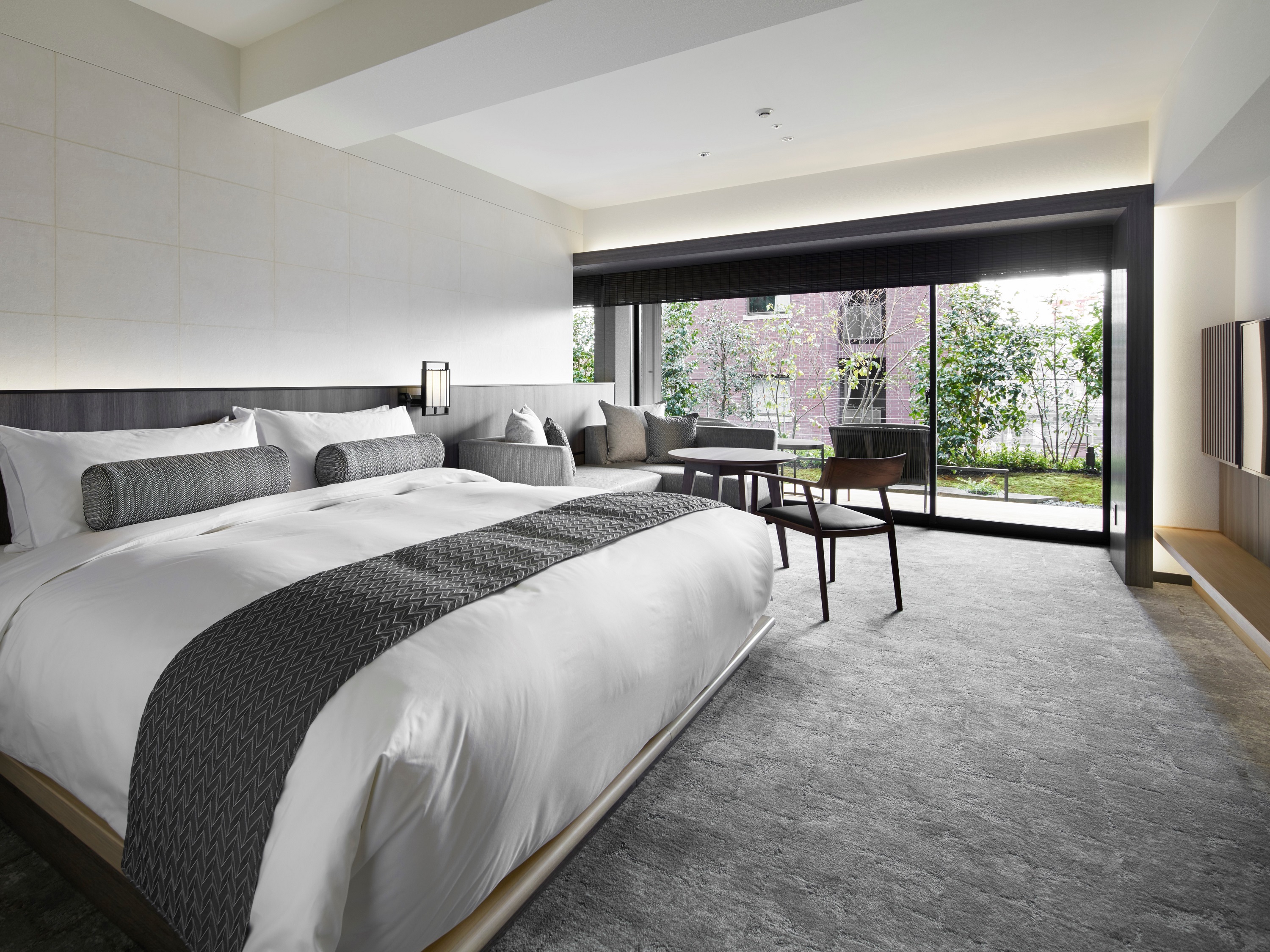 Double Premier King Bed