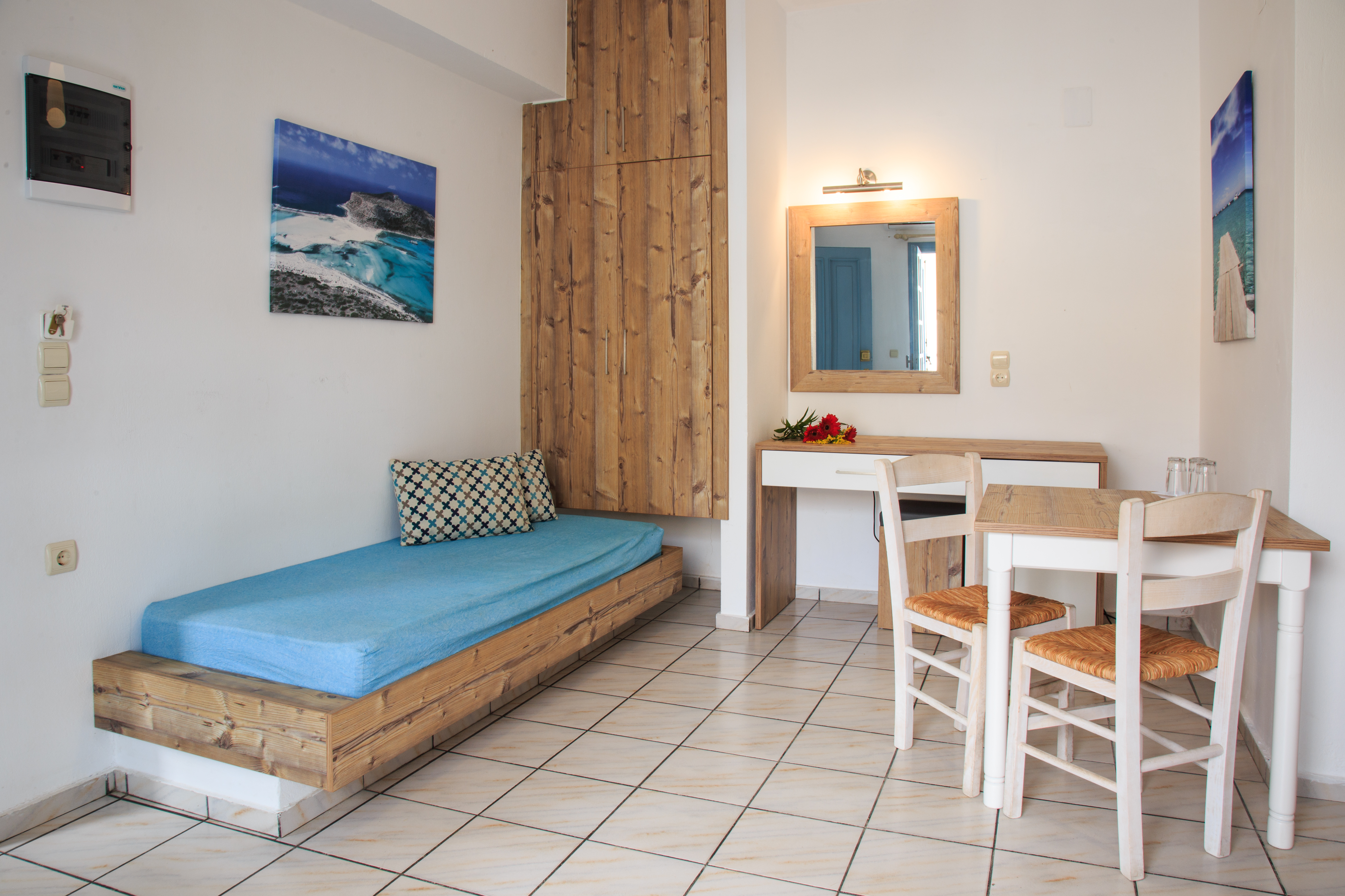 Triple Superior Side Sea View