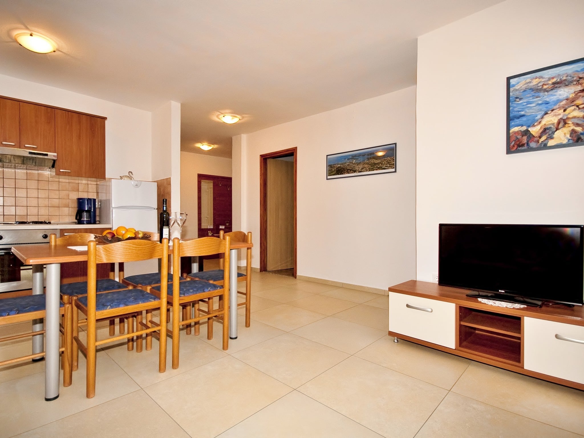 Apartment Capacity 4