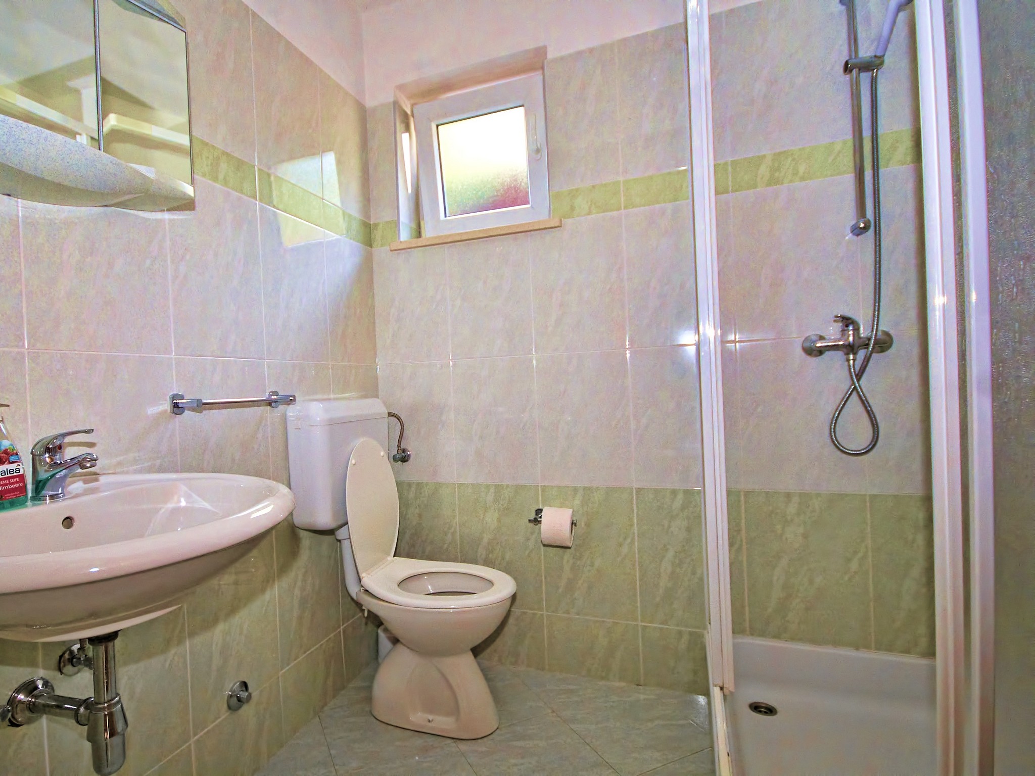 Apartment Capacity 2