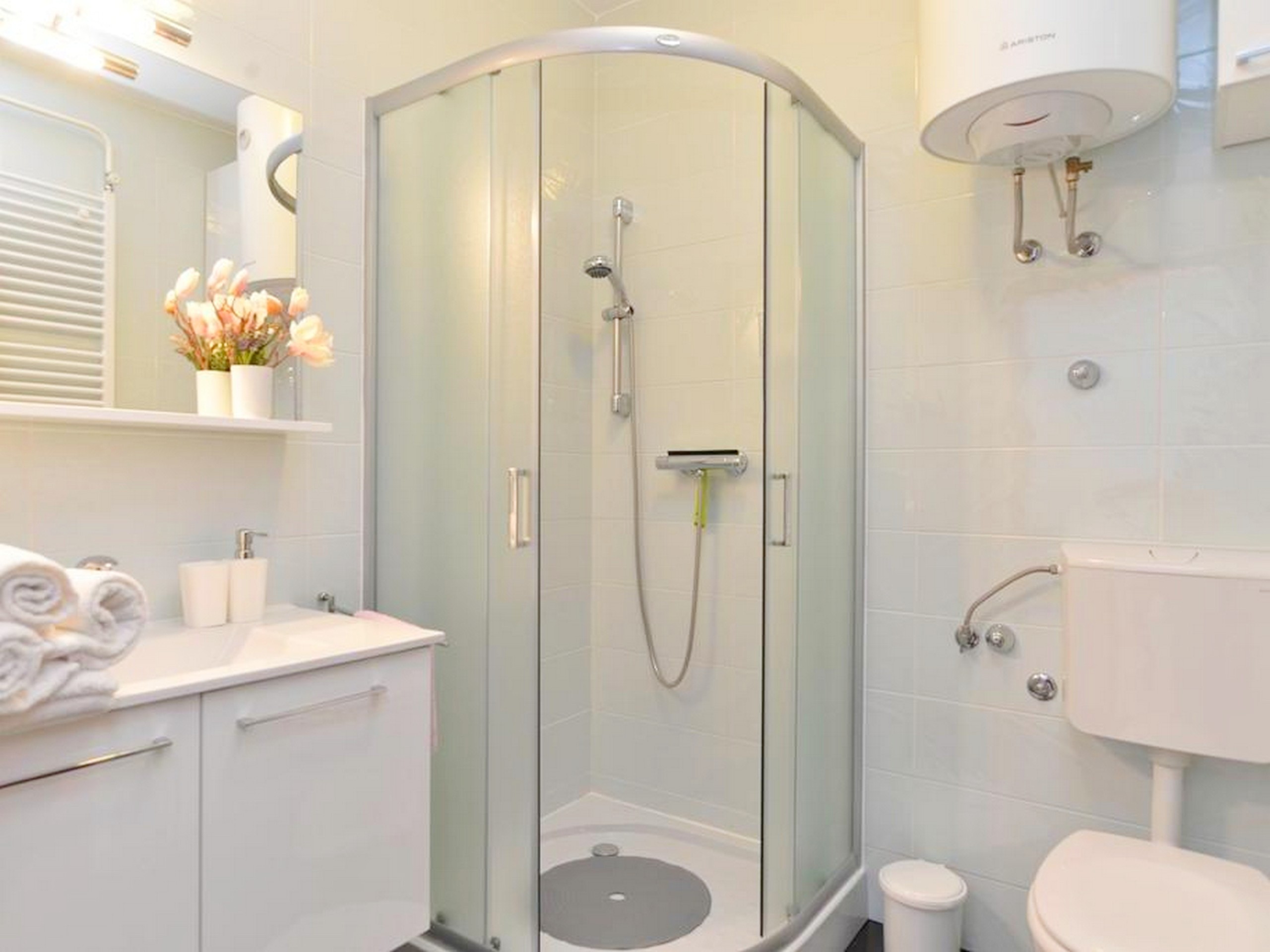 Apartment Capacity 4