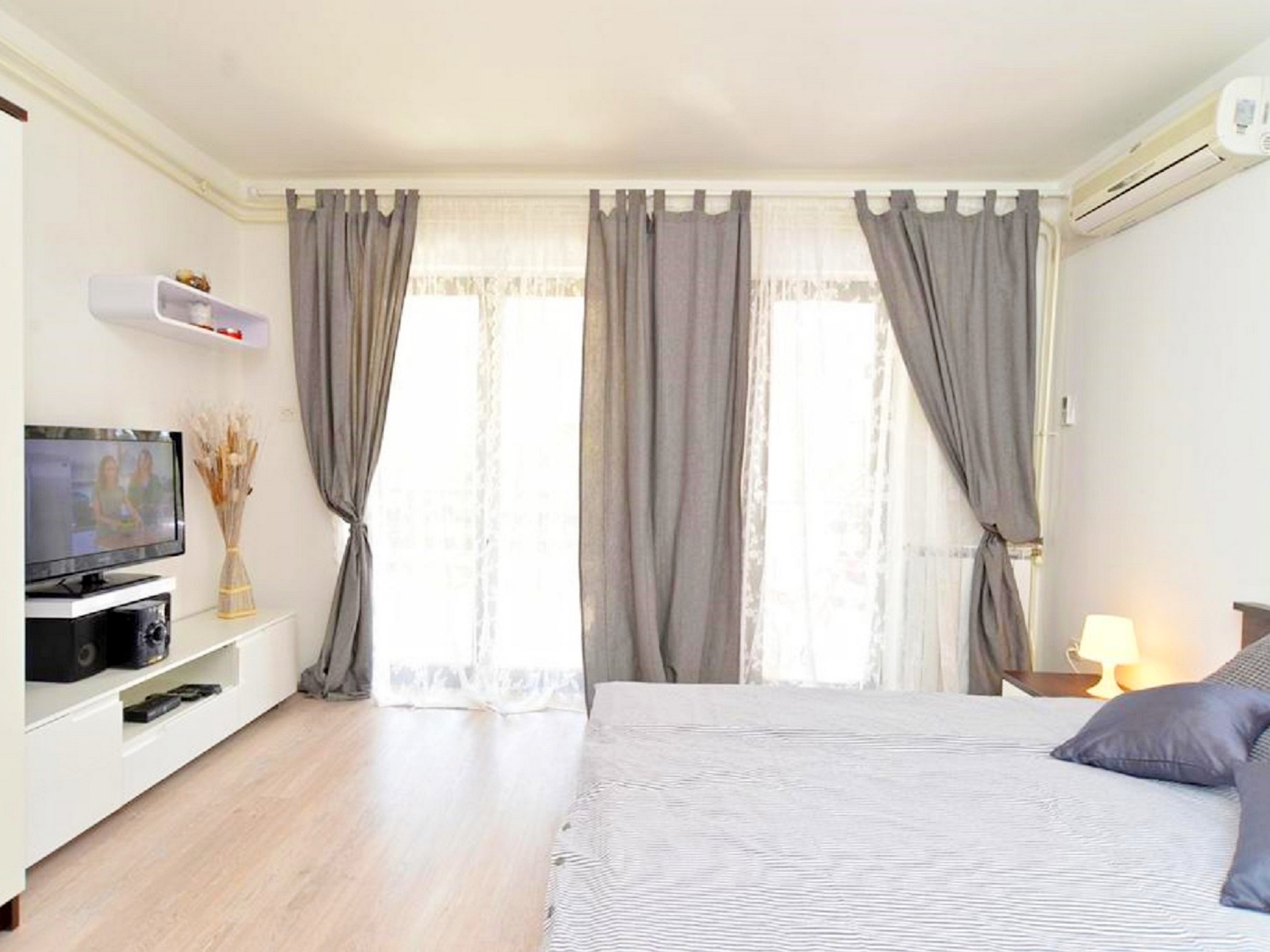 Apartment Capacity 4