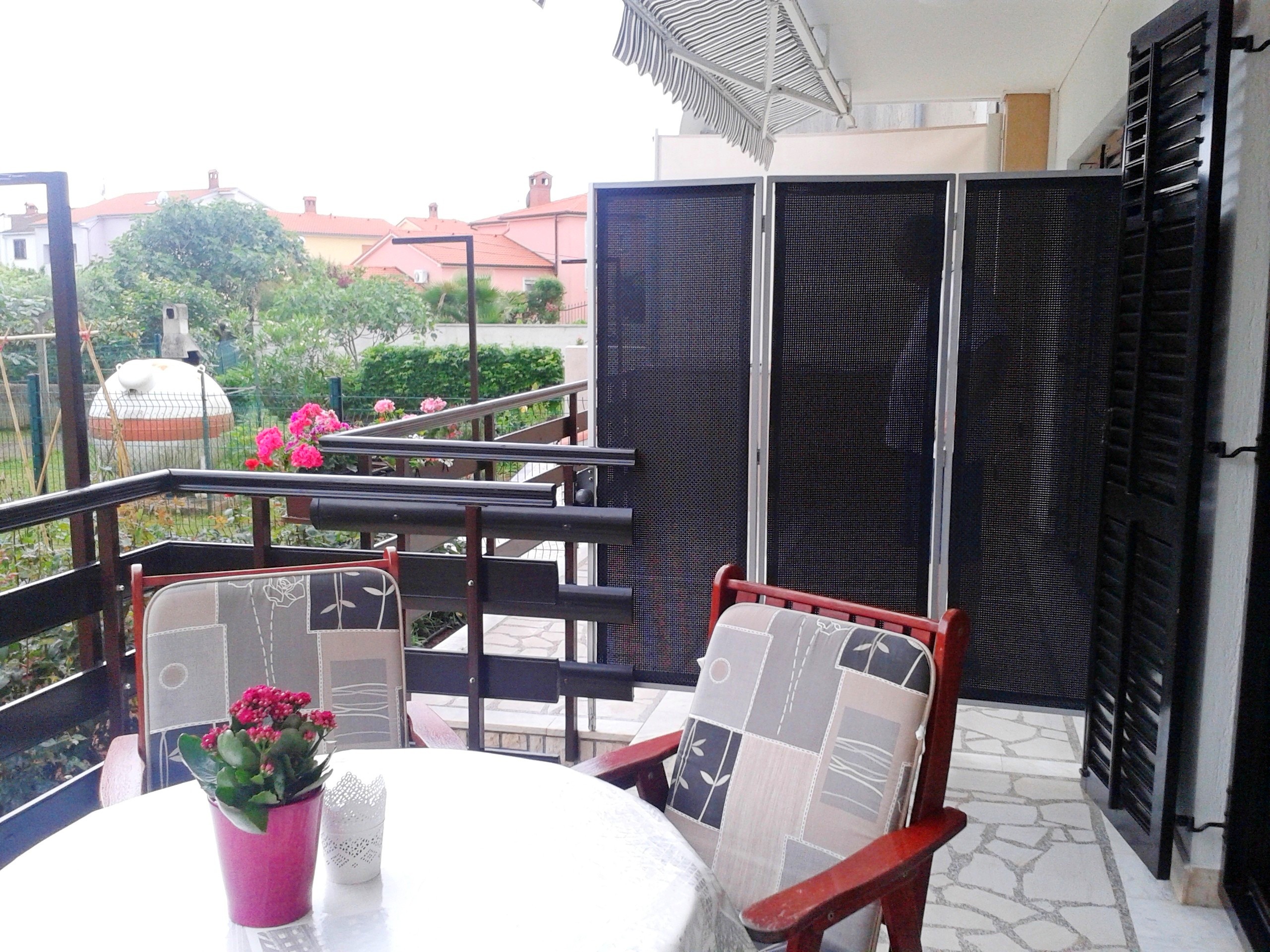 Apartment Capacity 4