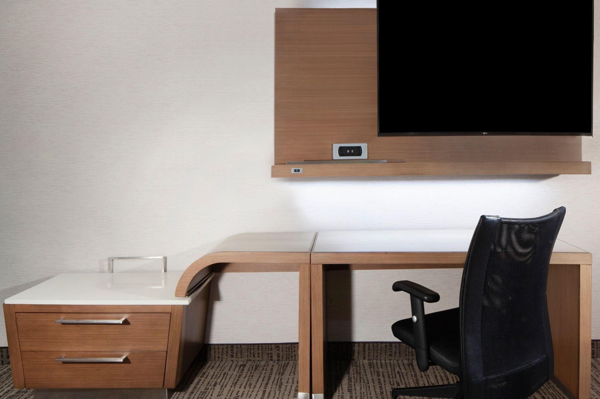 Double Accessible-two Queen Beds