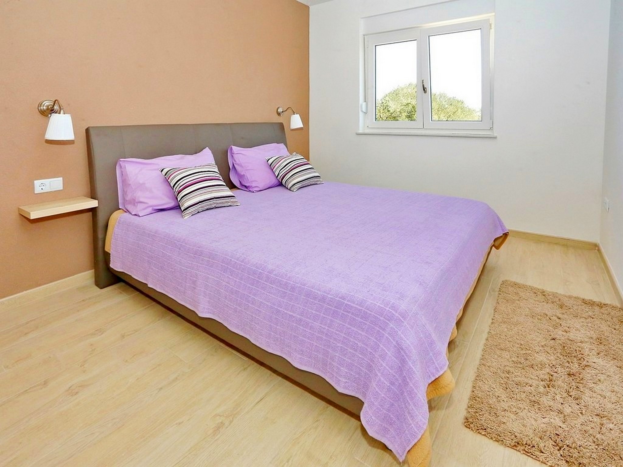 Apartment Capacity 2