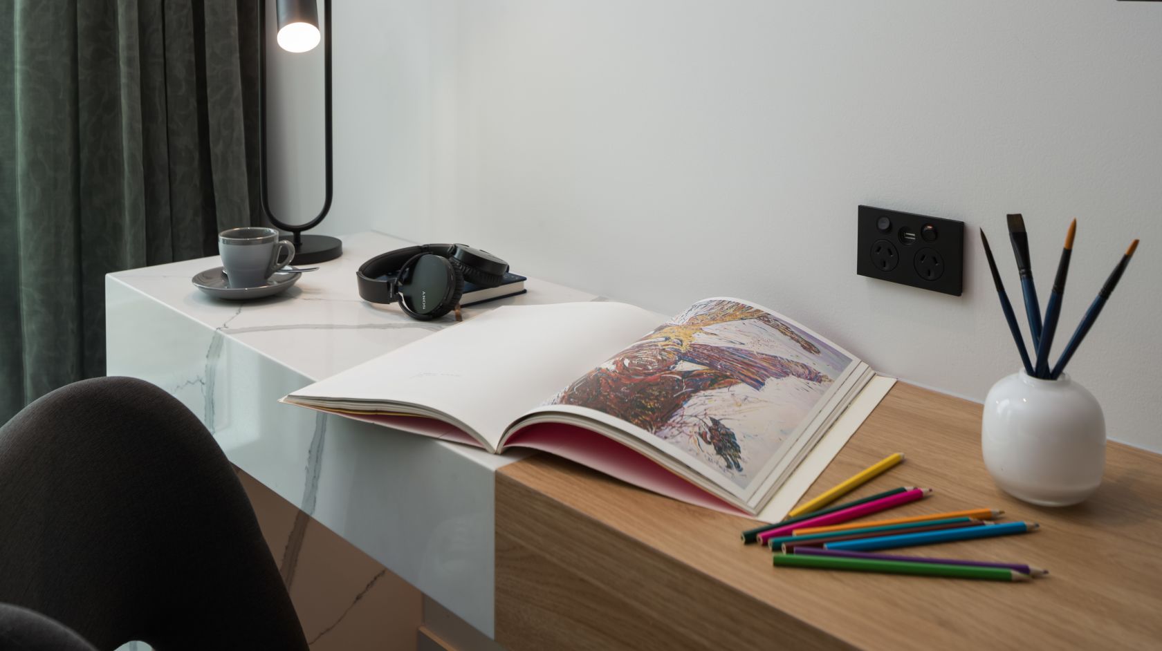 Double Queen Size Bed