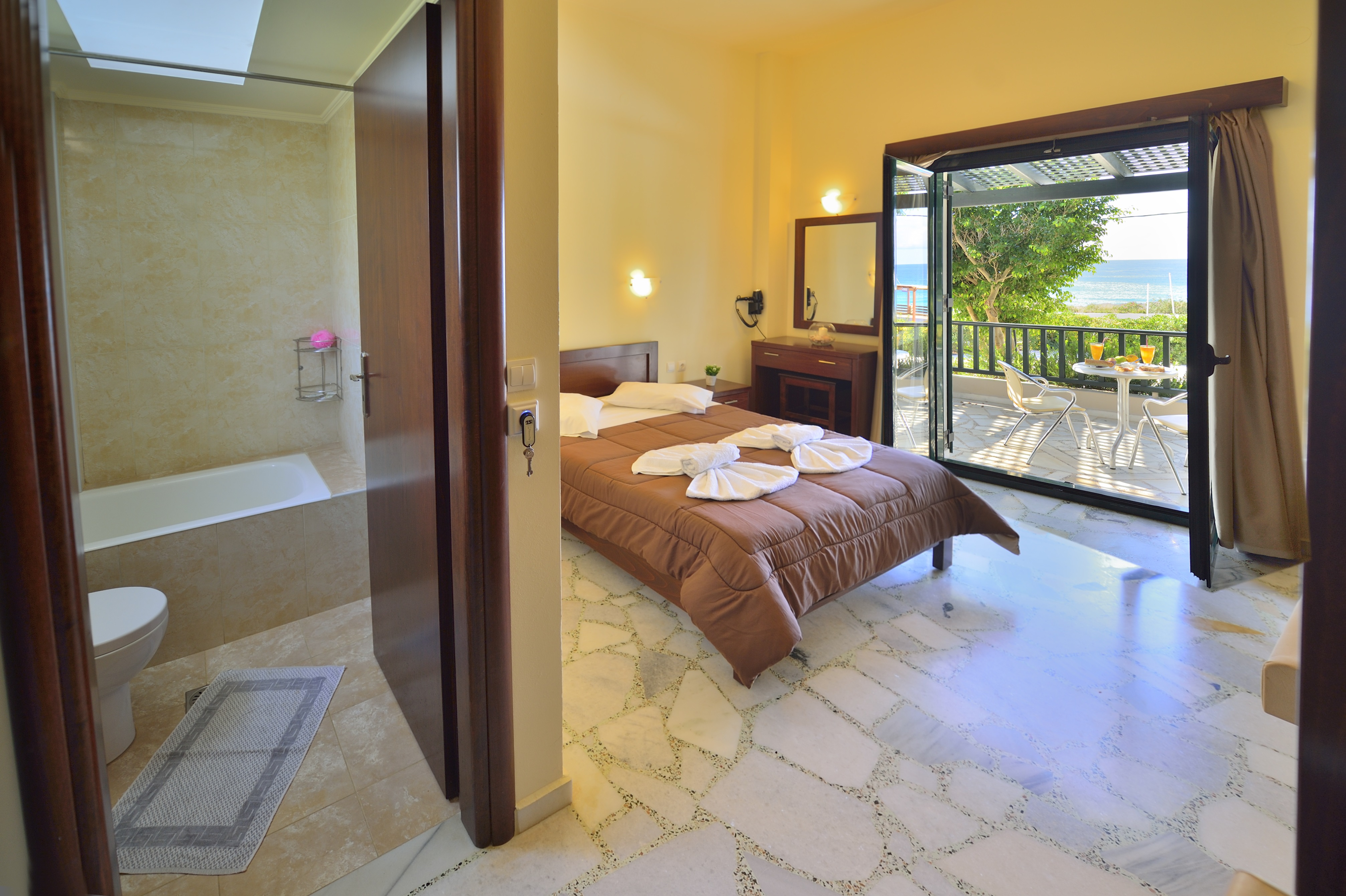 Studio Accessible with Views