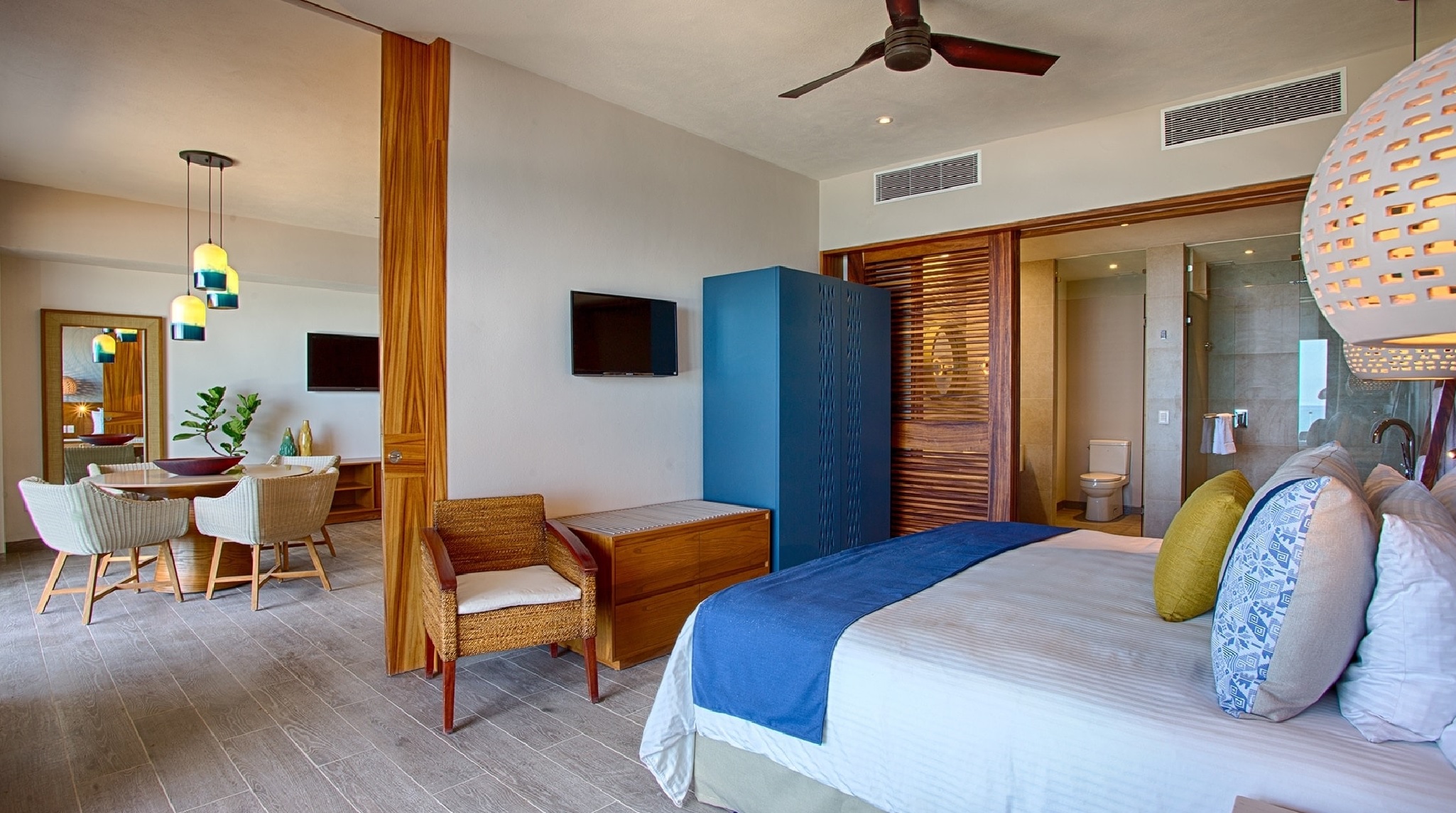 Suite Capacity 6 Two Bedrooms