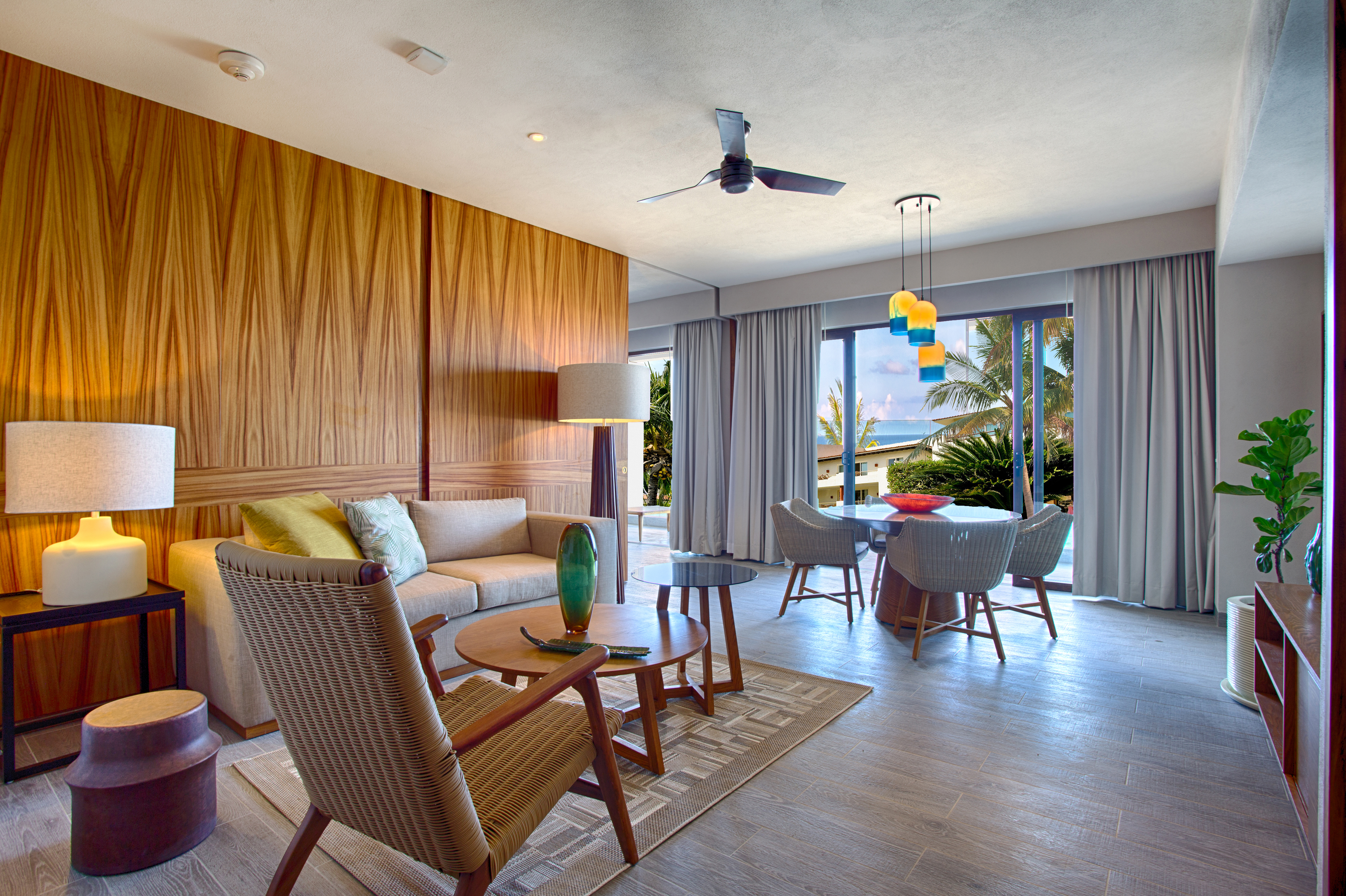 Suite Garden View King Bed