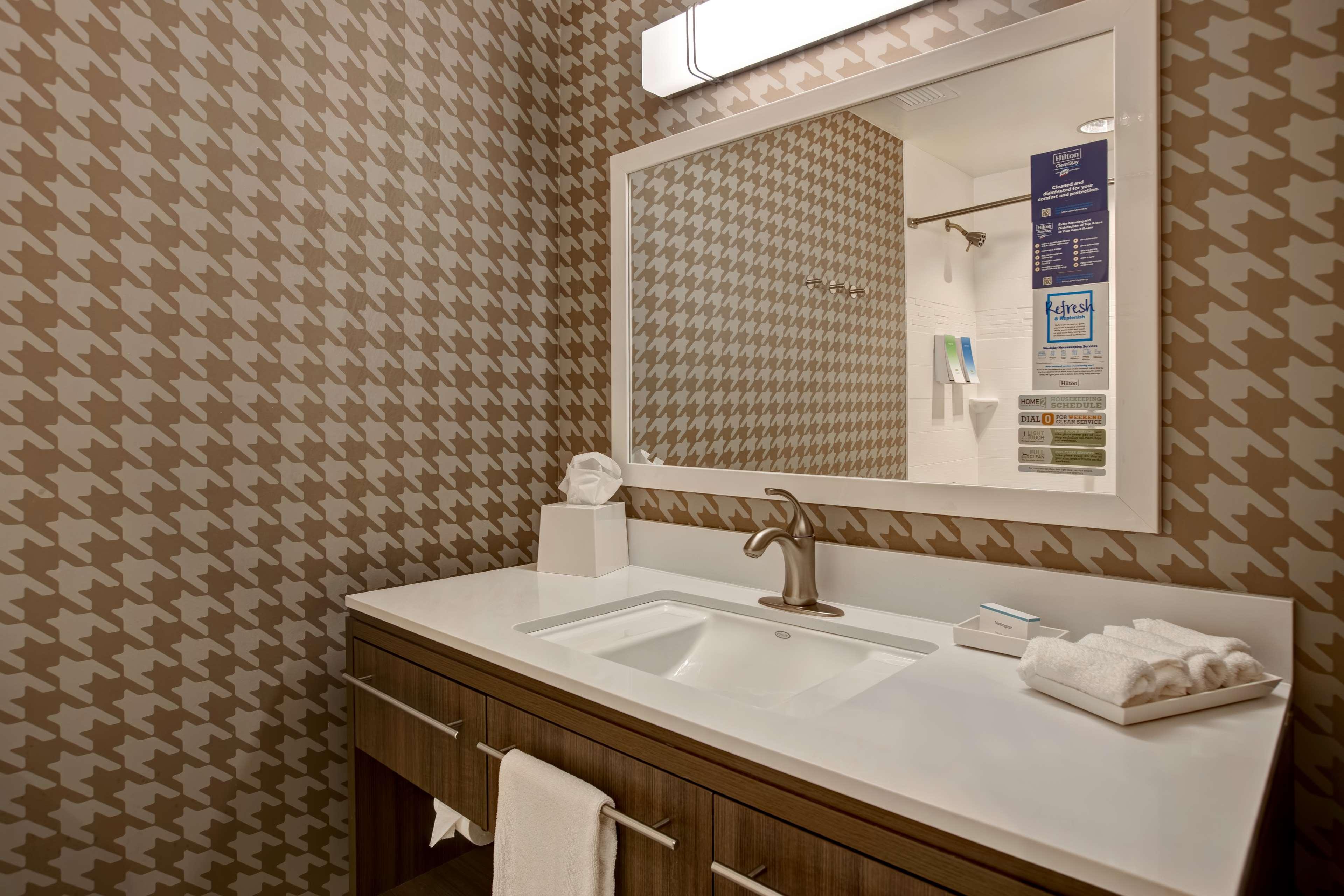 Studio Queen Size Bed