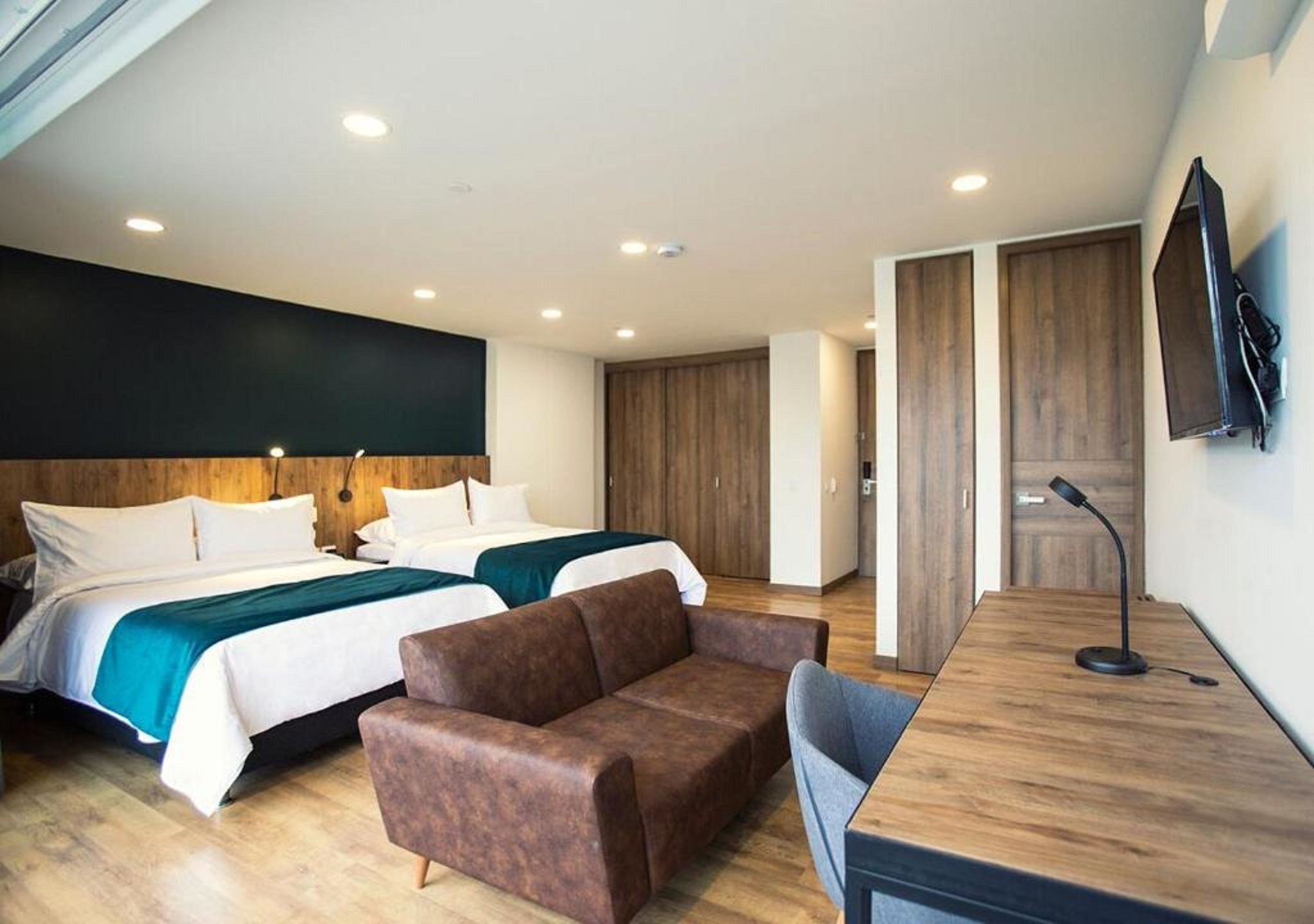 Twin Superior Lagoon View