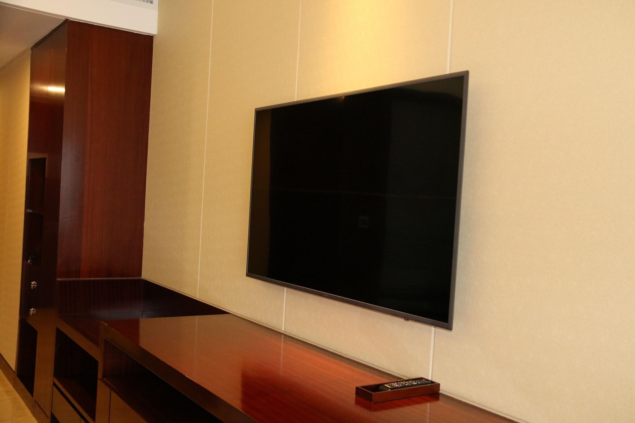 Double Deluxe Mountain View