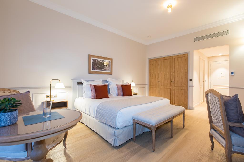 Double Deluxe with Terrace