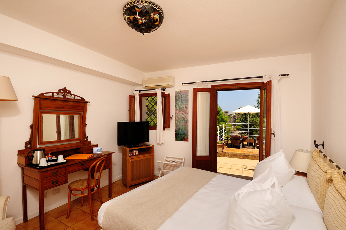 Double or Twin Standard