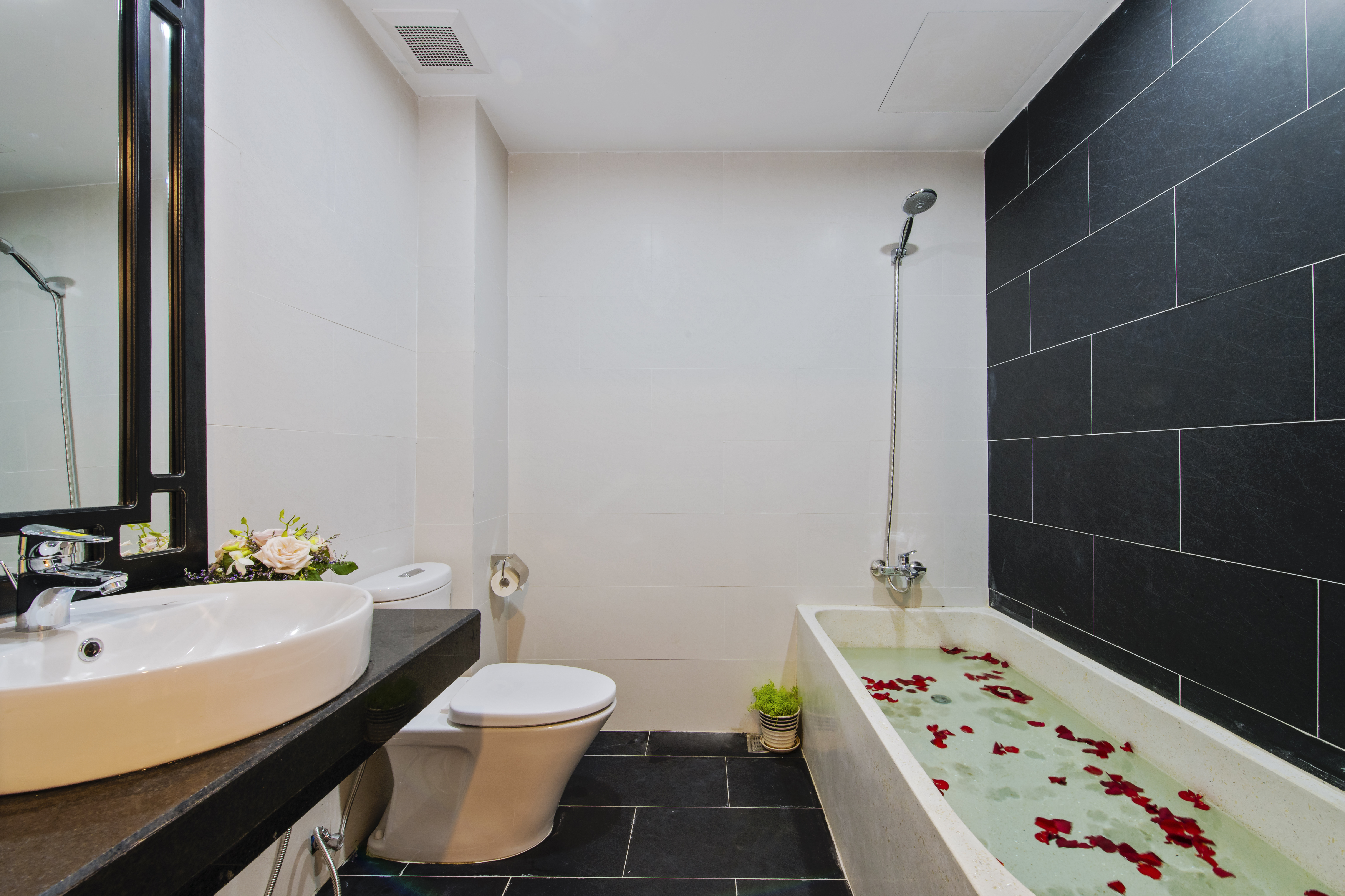 Junior Suite King Size Bed