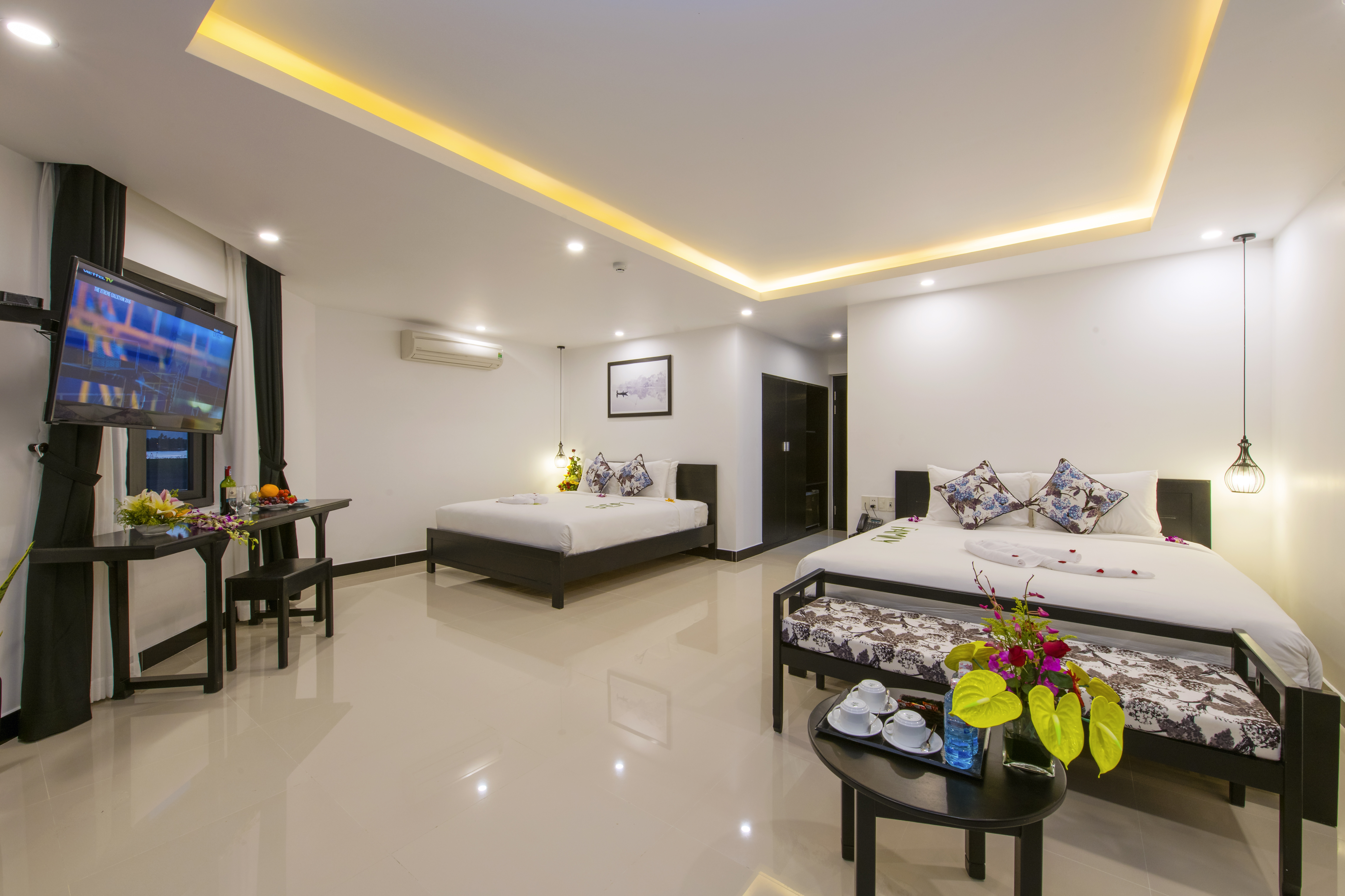 Family Room River View