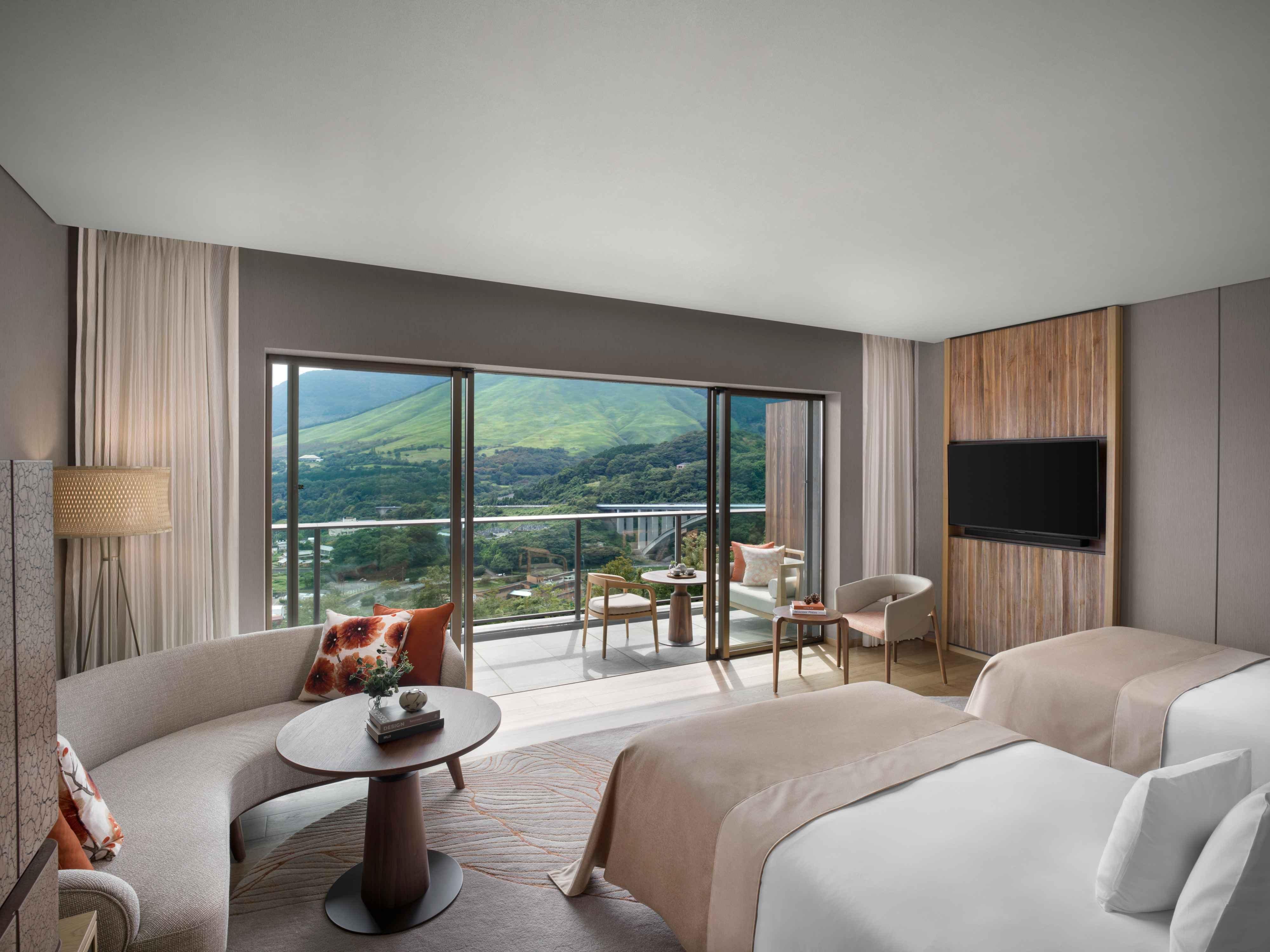 Twin Classic City View