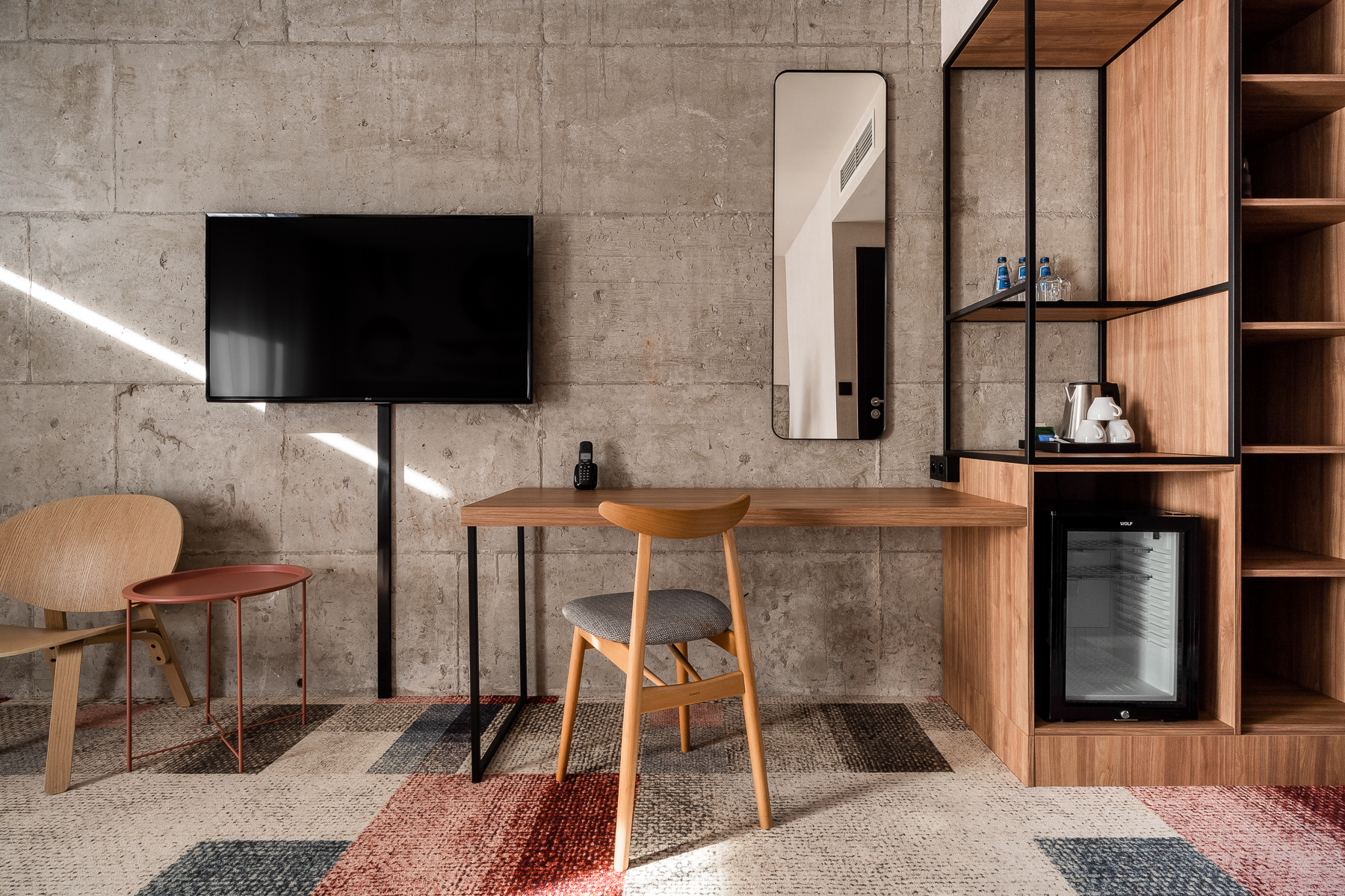 Quadruple One Bedroom One Bathroom