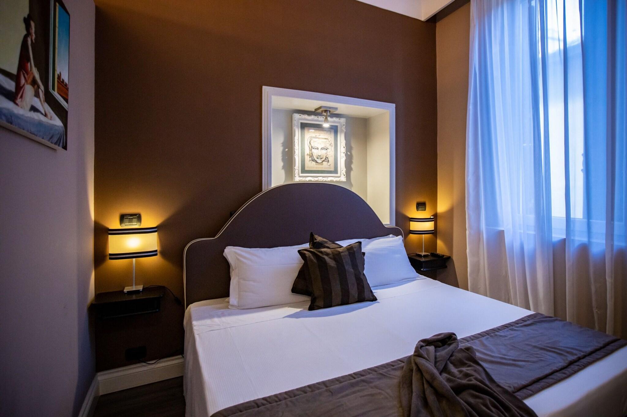 Double Deluxe Queen Bed