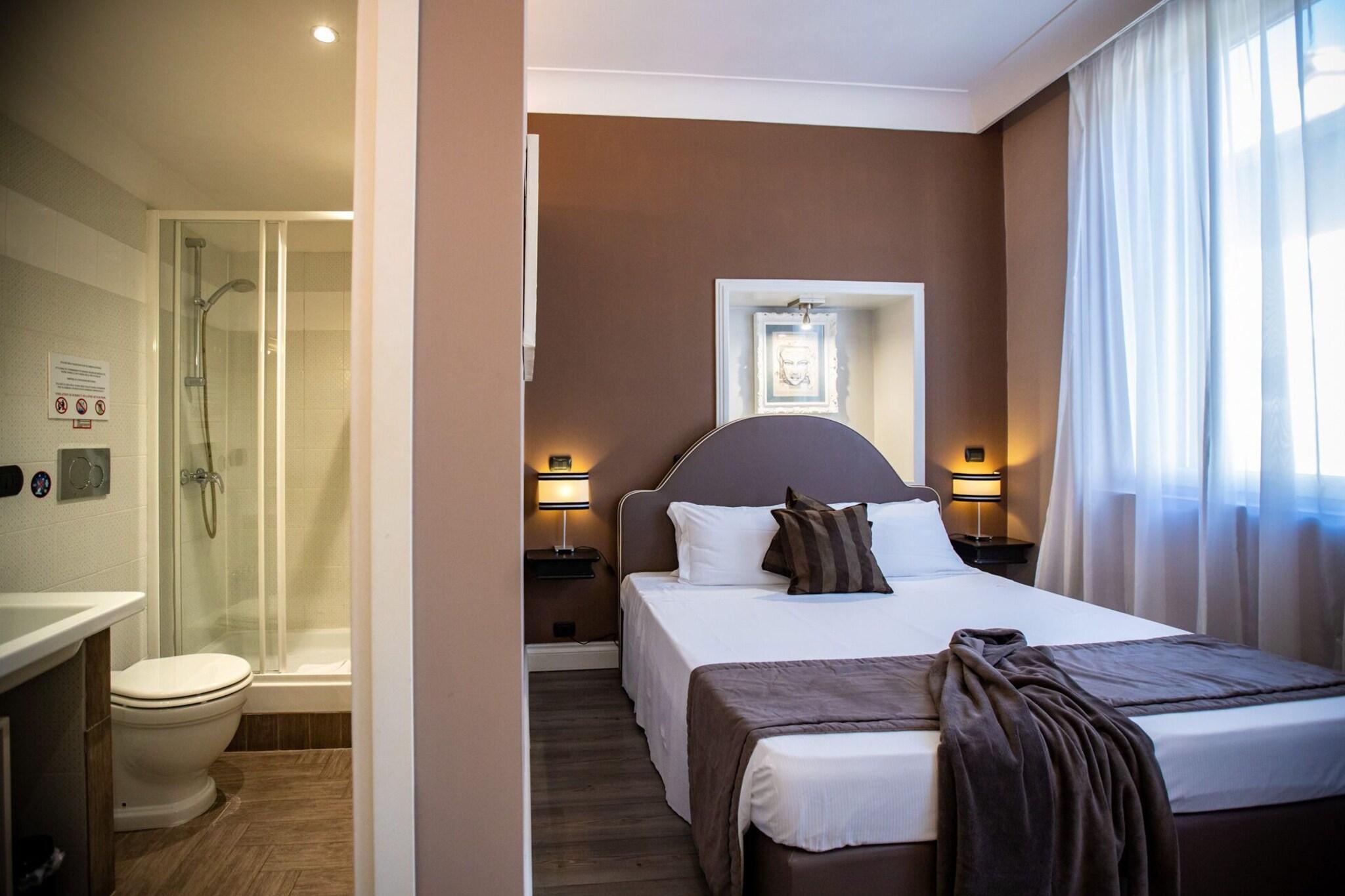 Double Deluxe Queen Bed