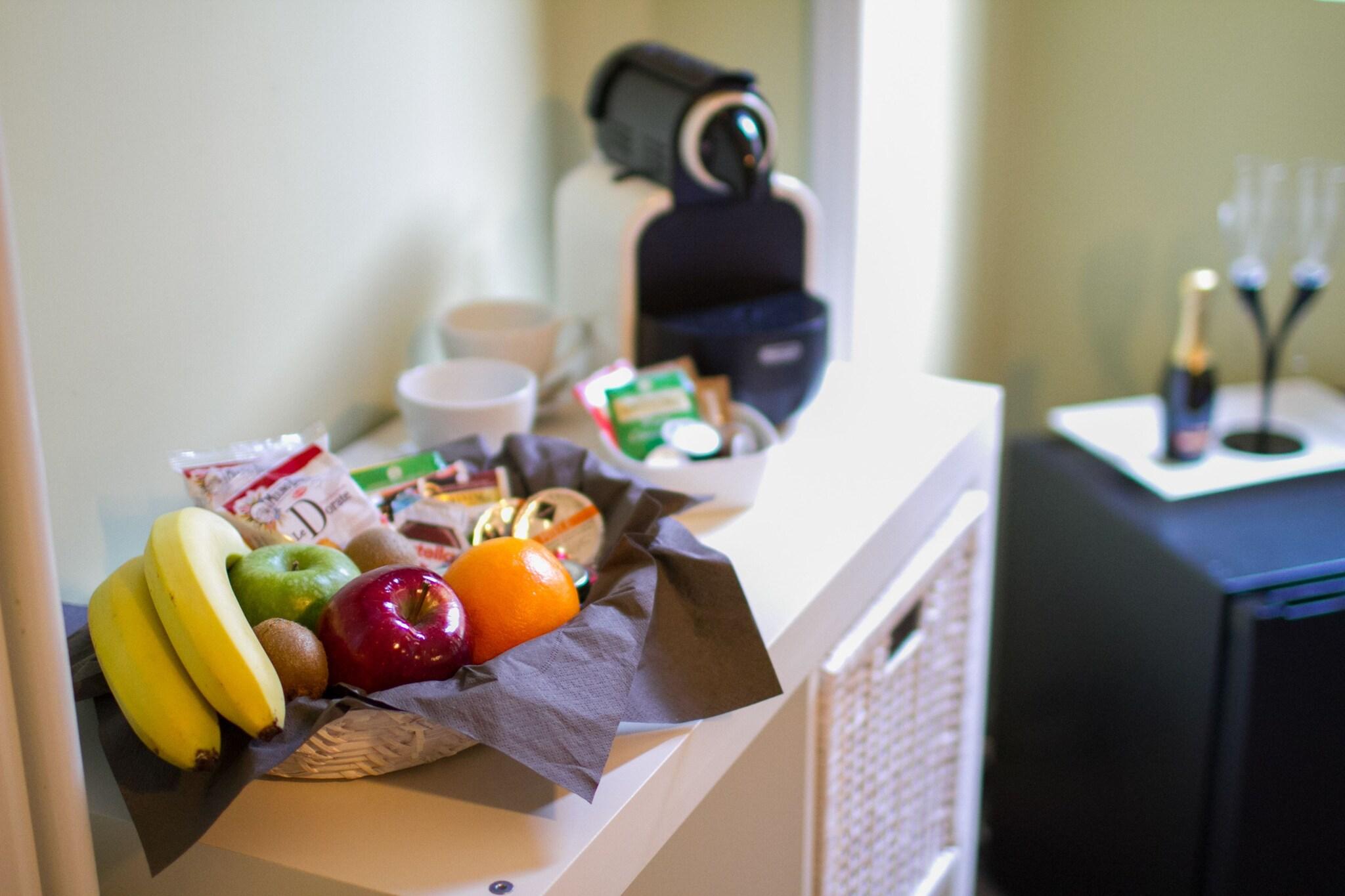 Double Deluxe Queen Bed