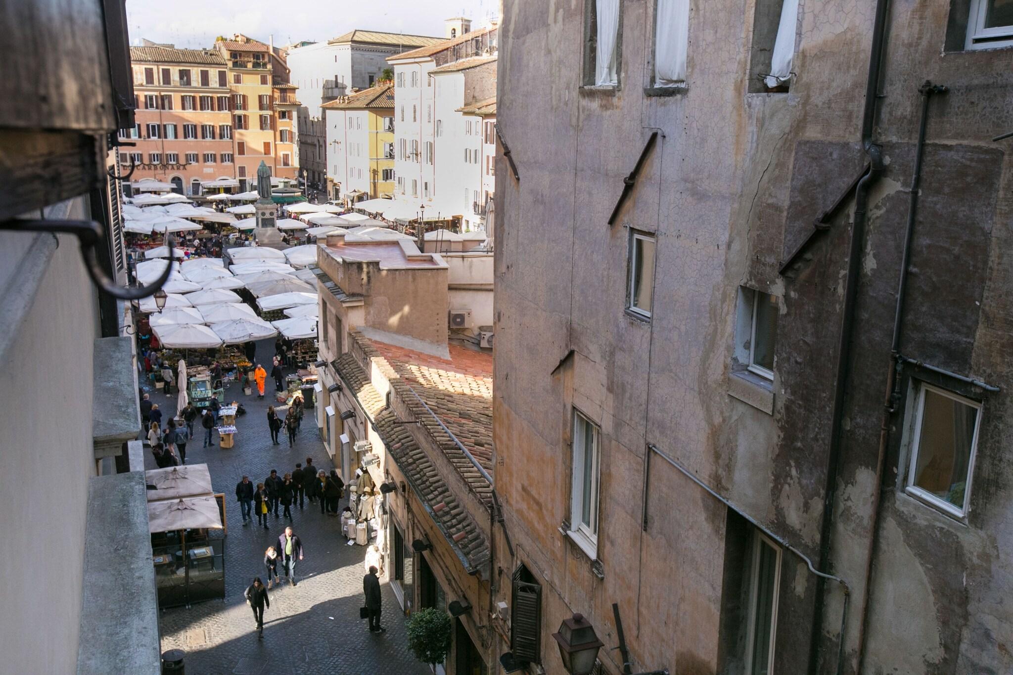 Double Deluxe Queen Bed