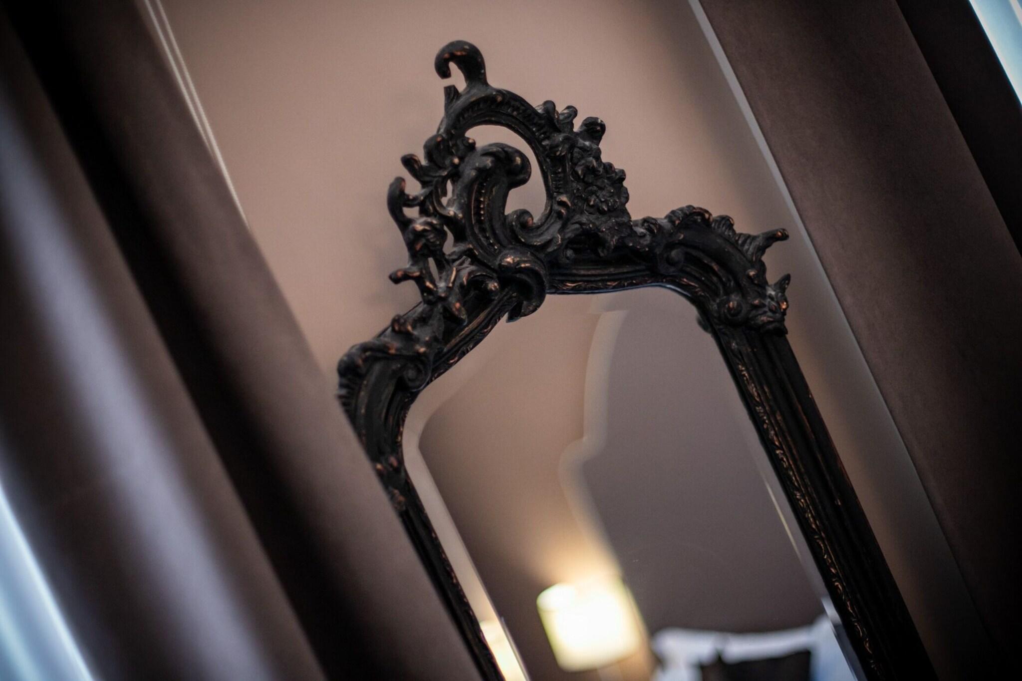 Double Deluxe Queen Bed