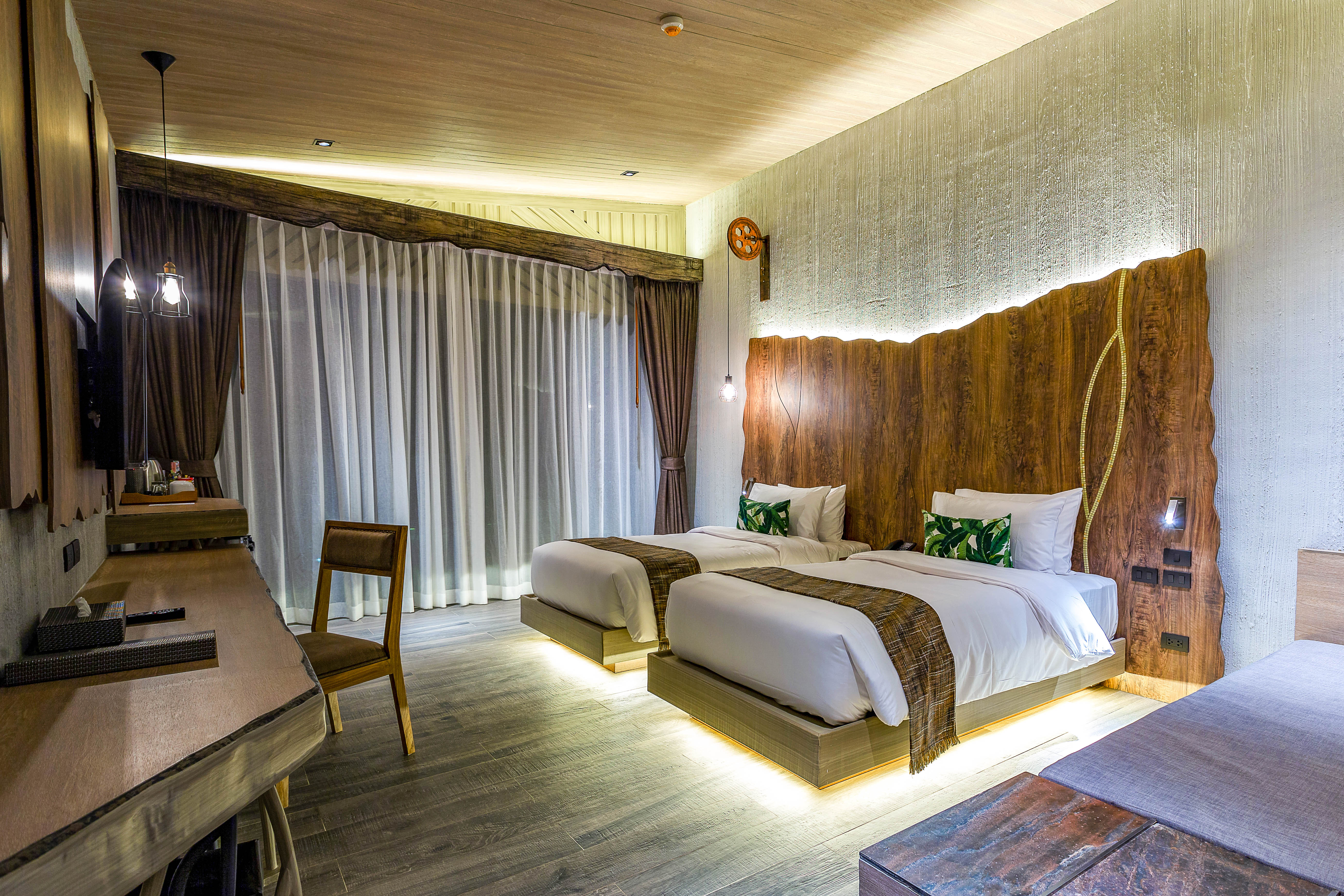 Double or Twin Deluxe