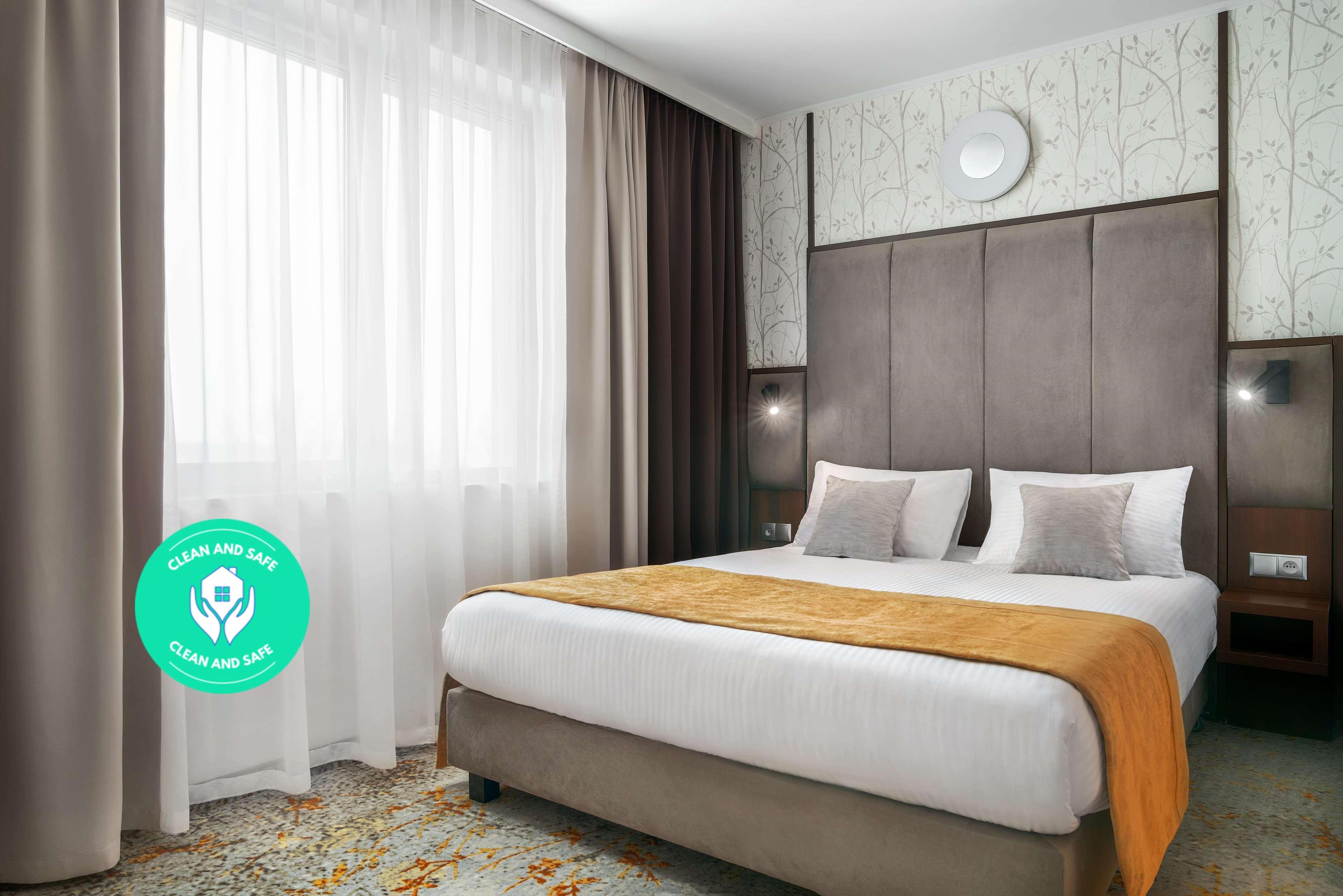 Junior Suite King Size Bed