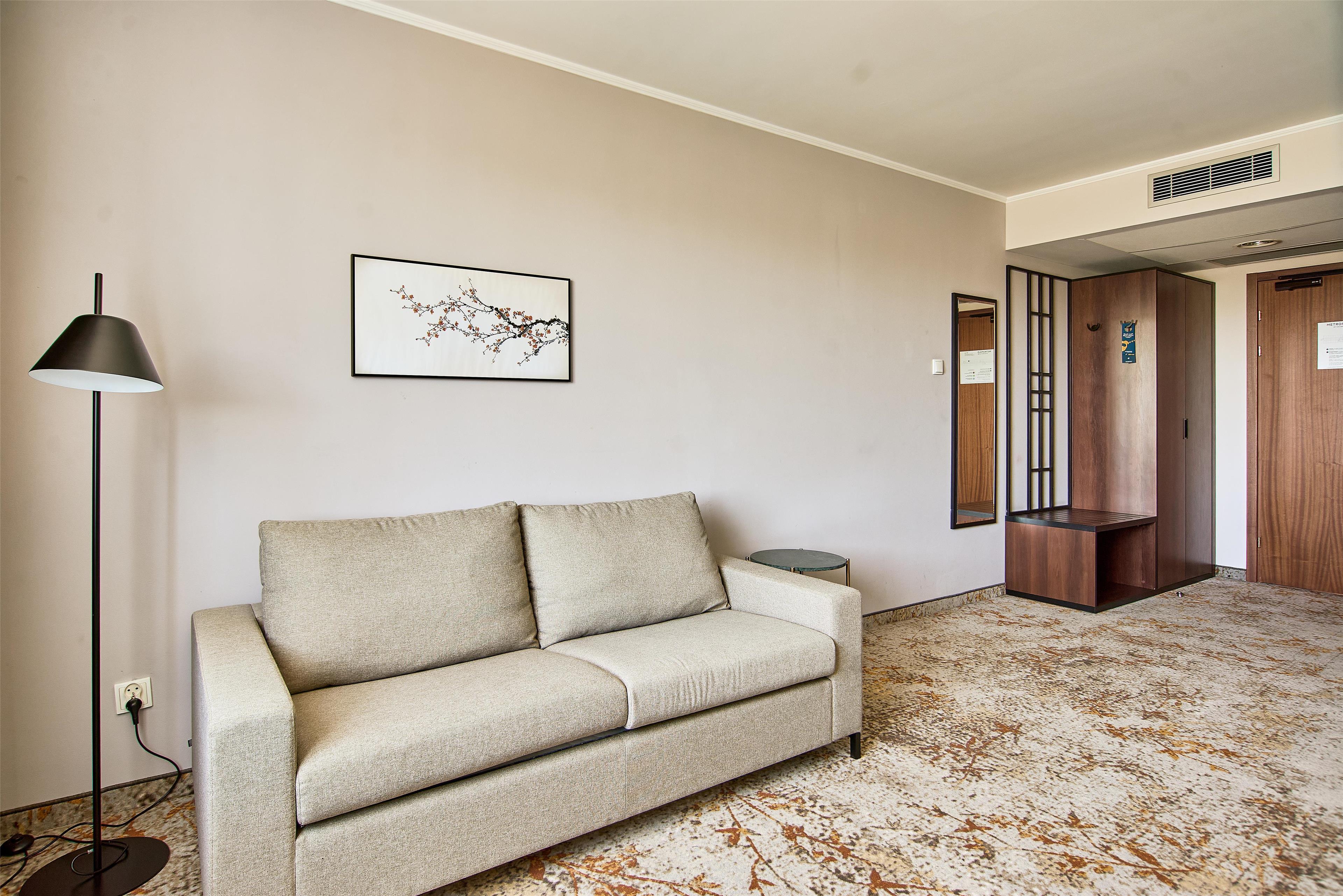 Junior Suite King Size Bed