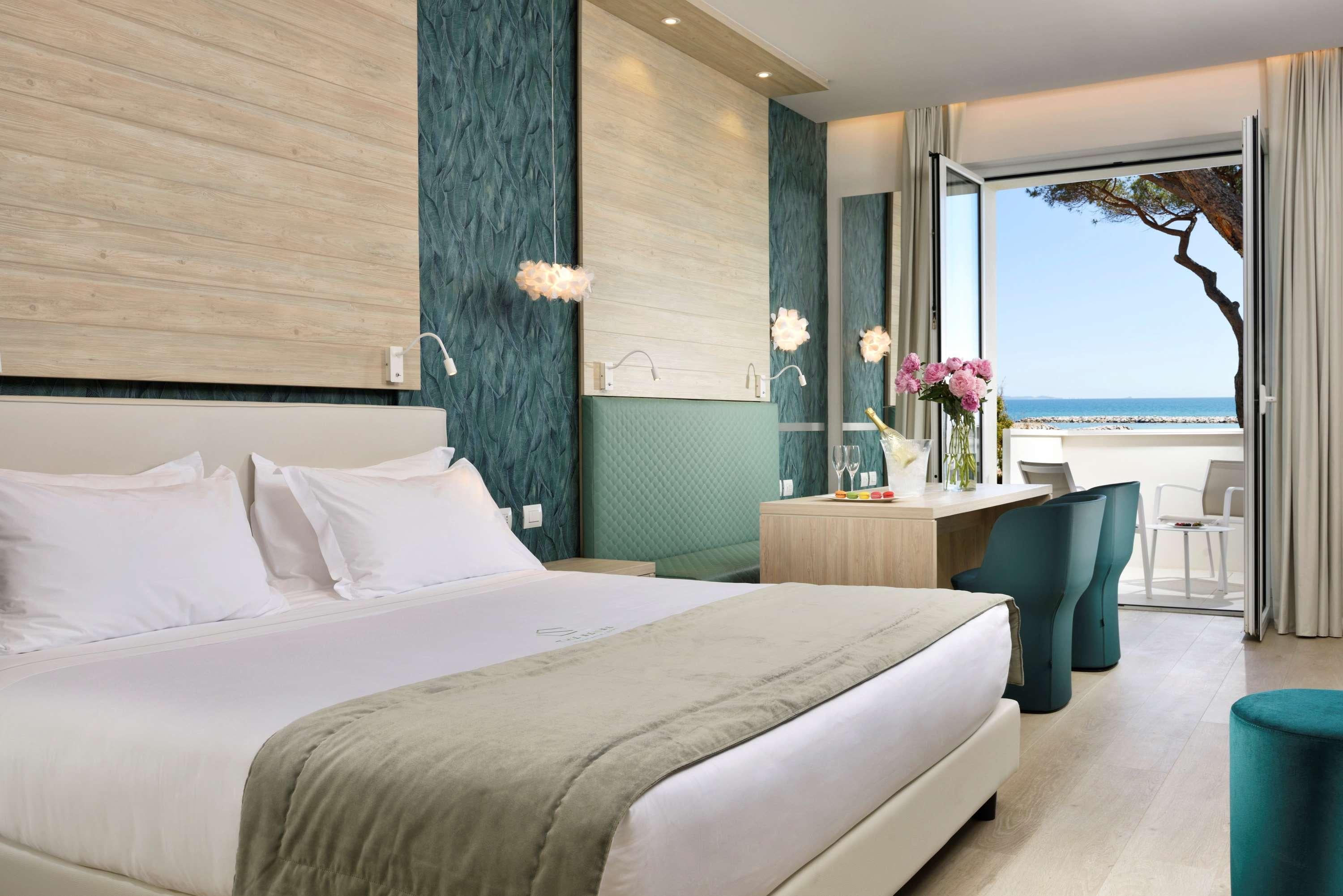 Junior Suite with Jacuzzi