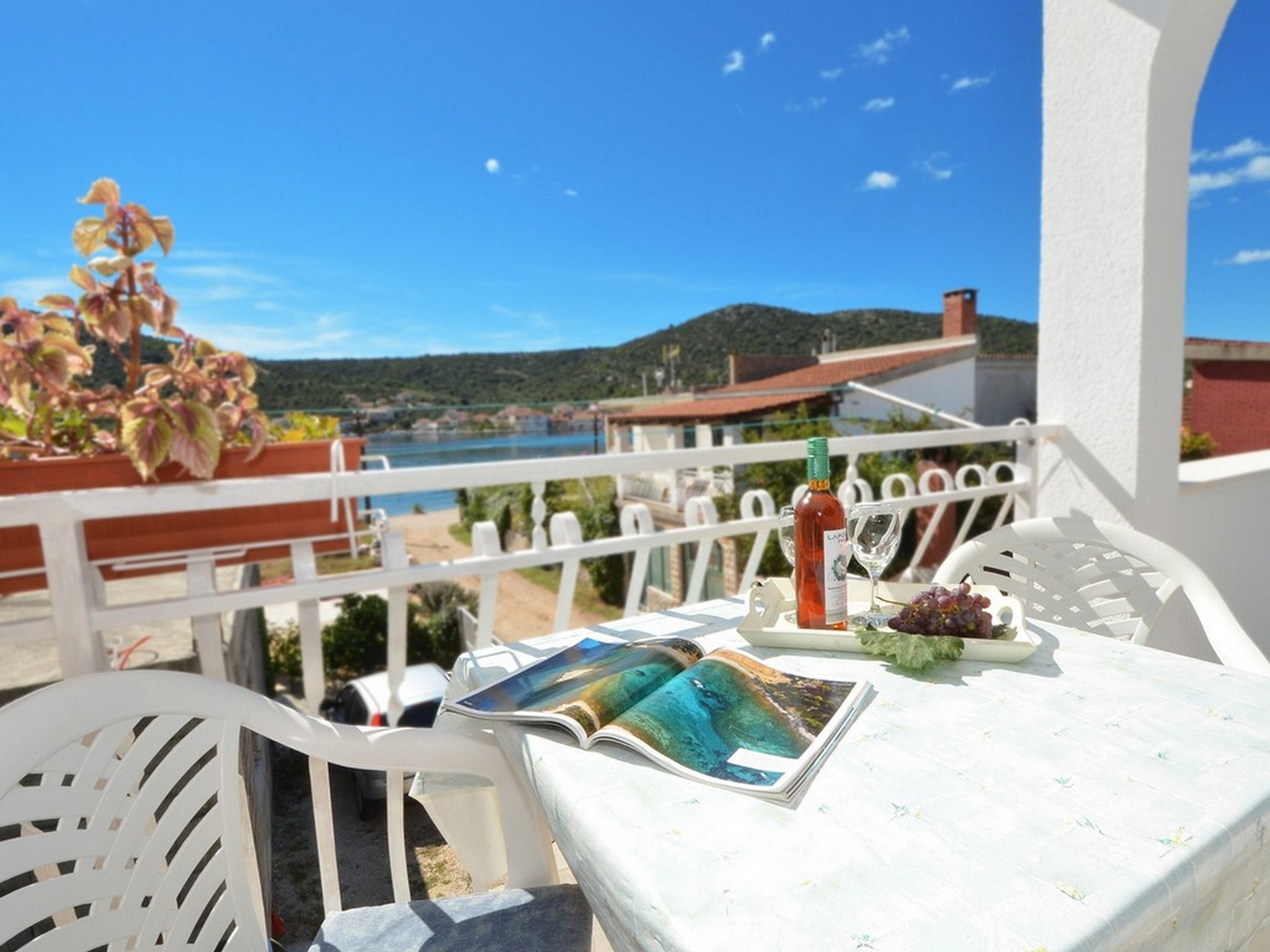 Apartment Capacity 2