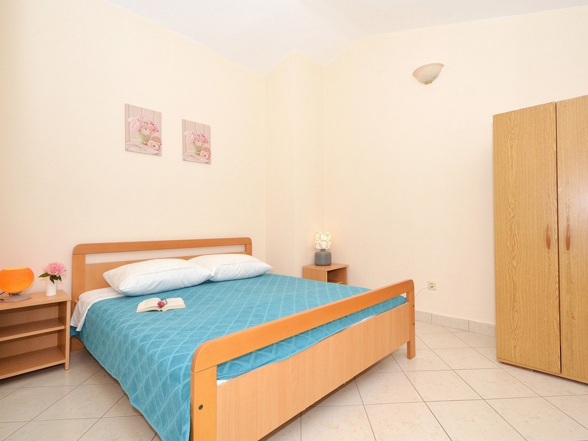 Apartment Capacity 5