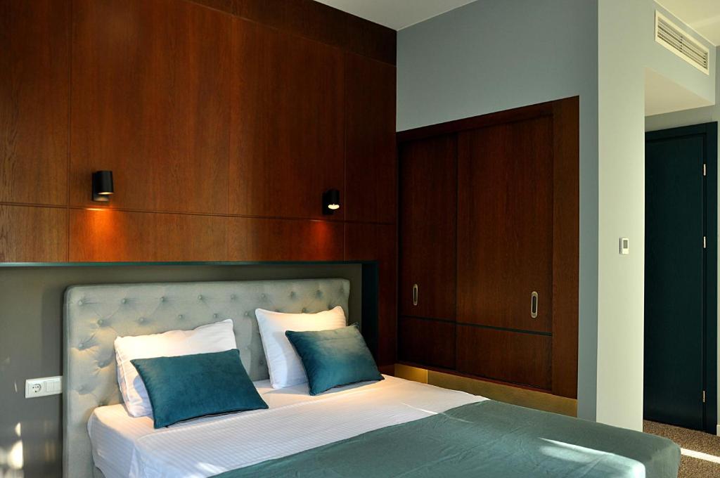 Double or Twin River View