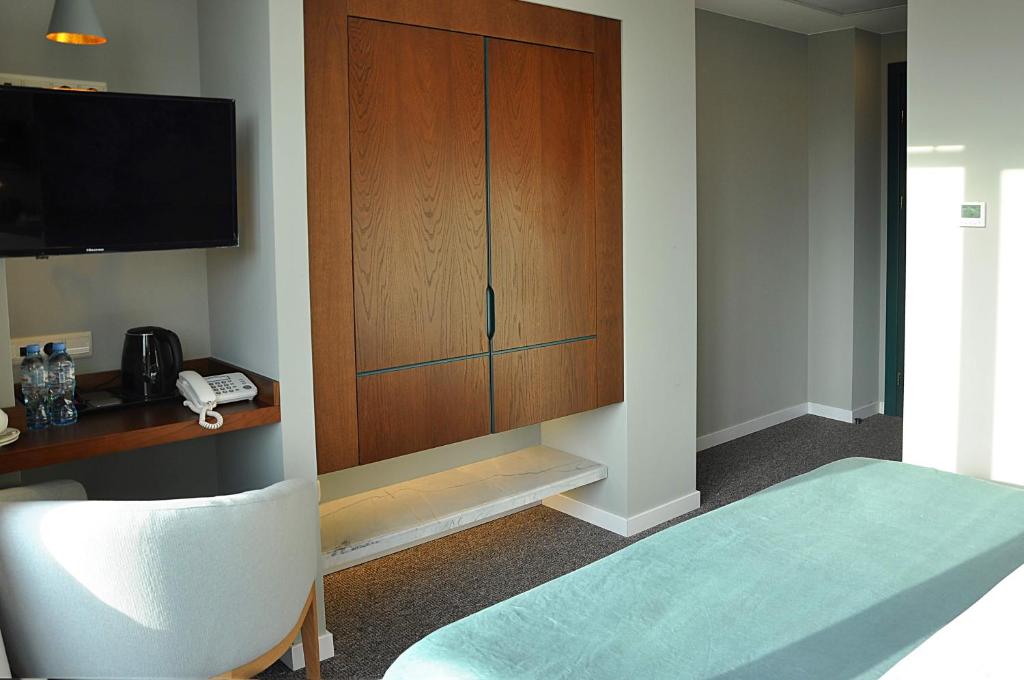 Family Room Standard