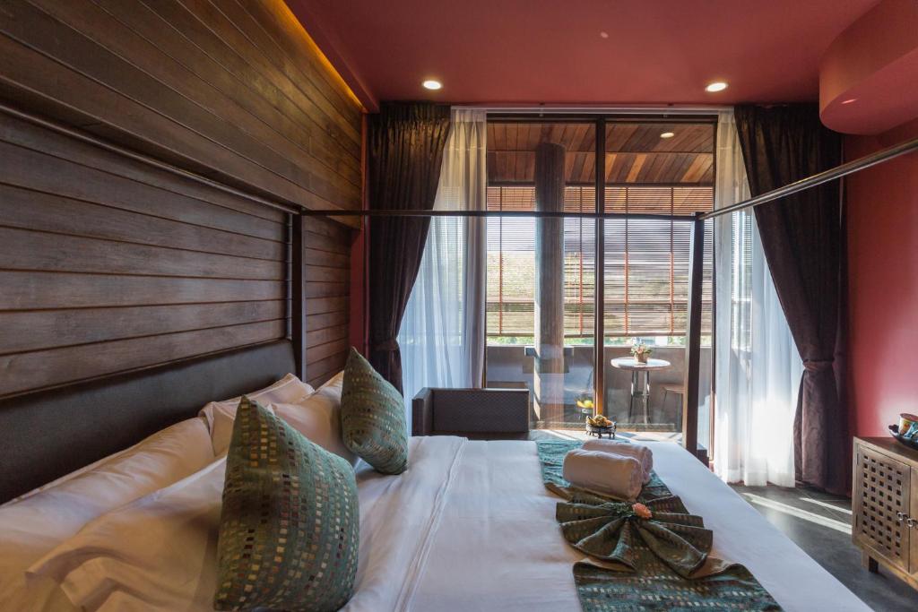 Suite Deluxe with Balcony