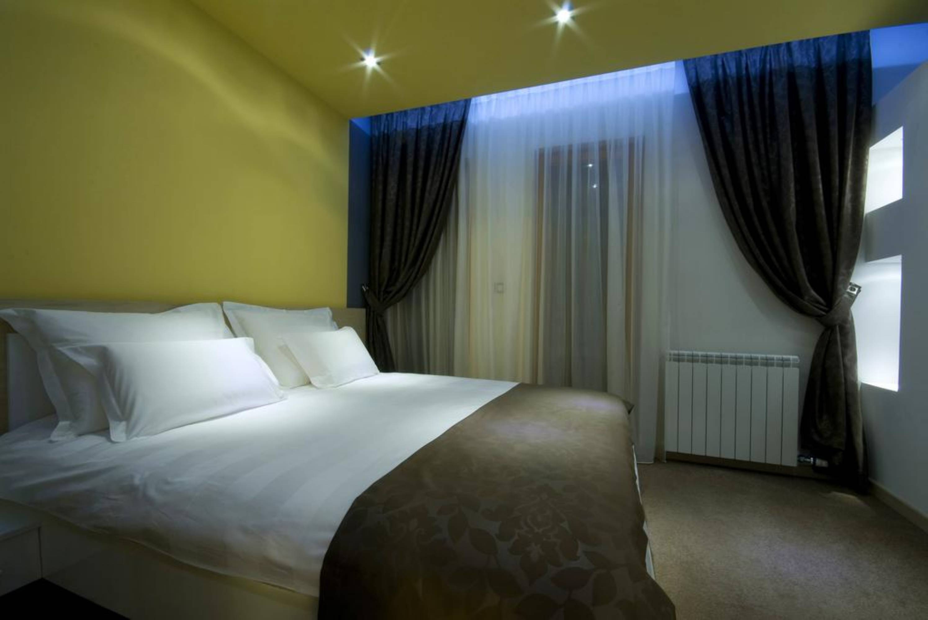 Family Room Standard