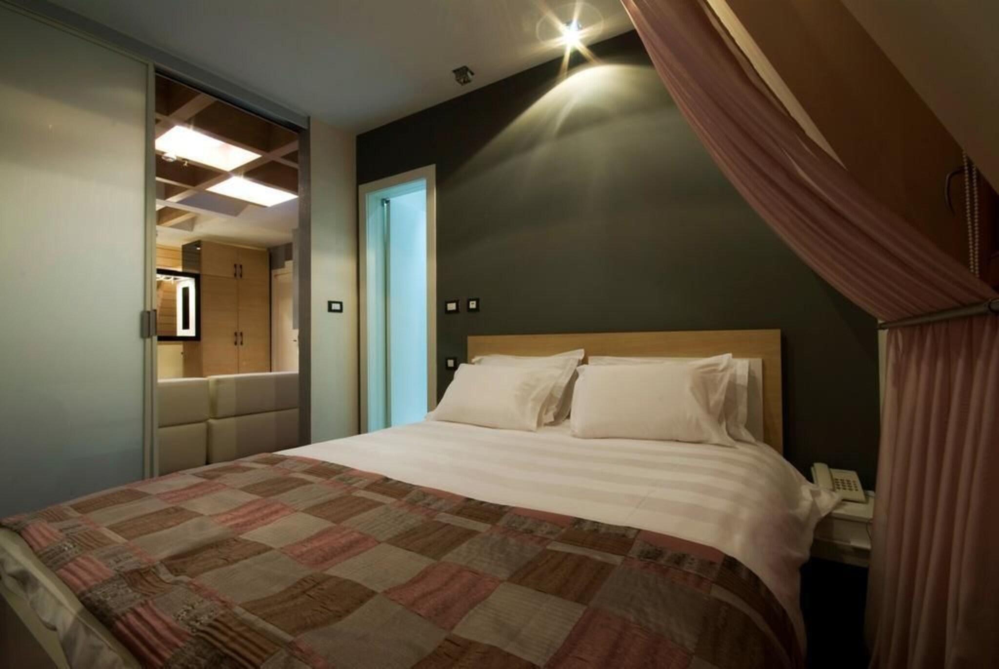 Suite Executive Queen Bed