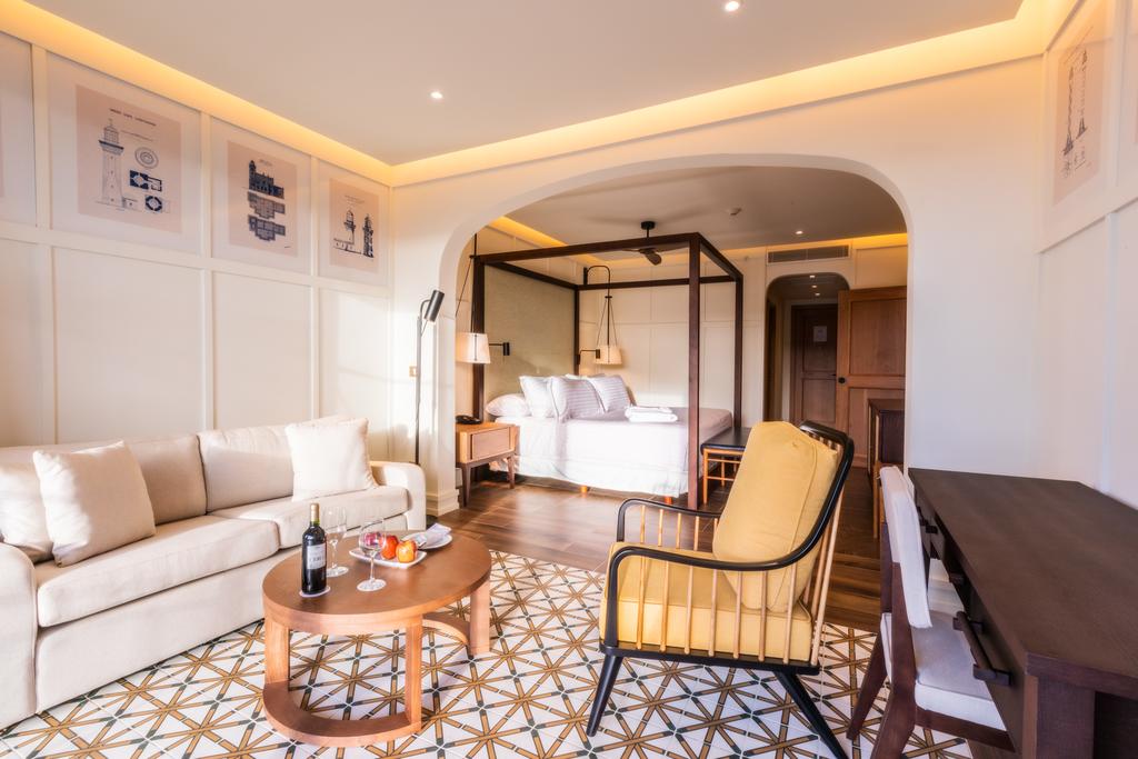 Junior Suite Pool View