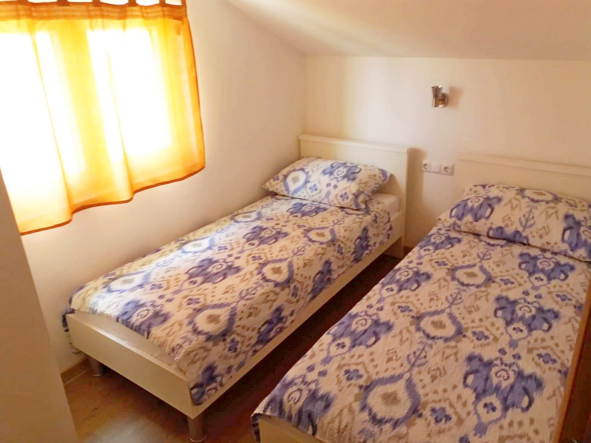 Apartment Capacity 4