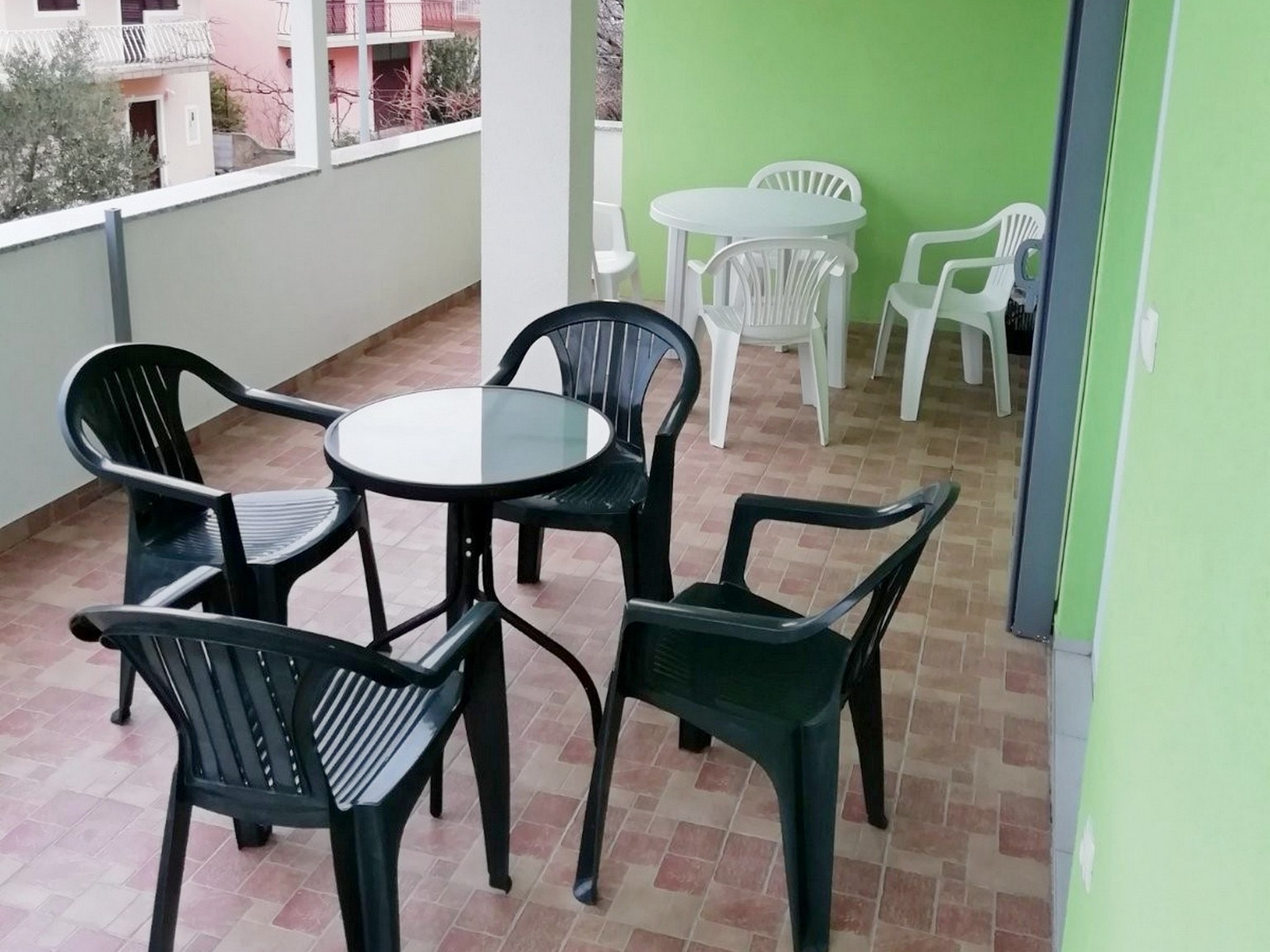 Apartment Capacity 2