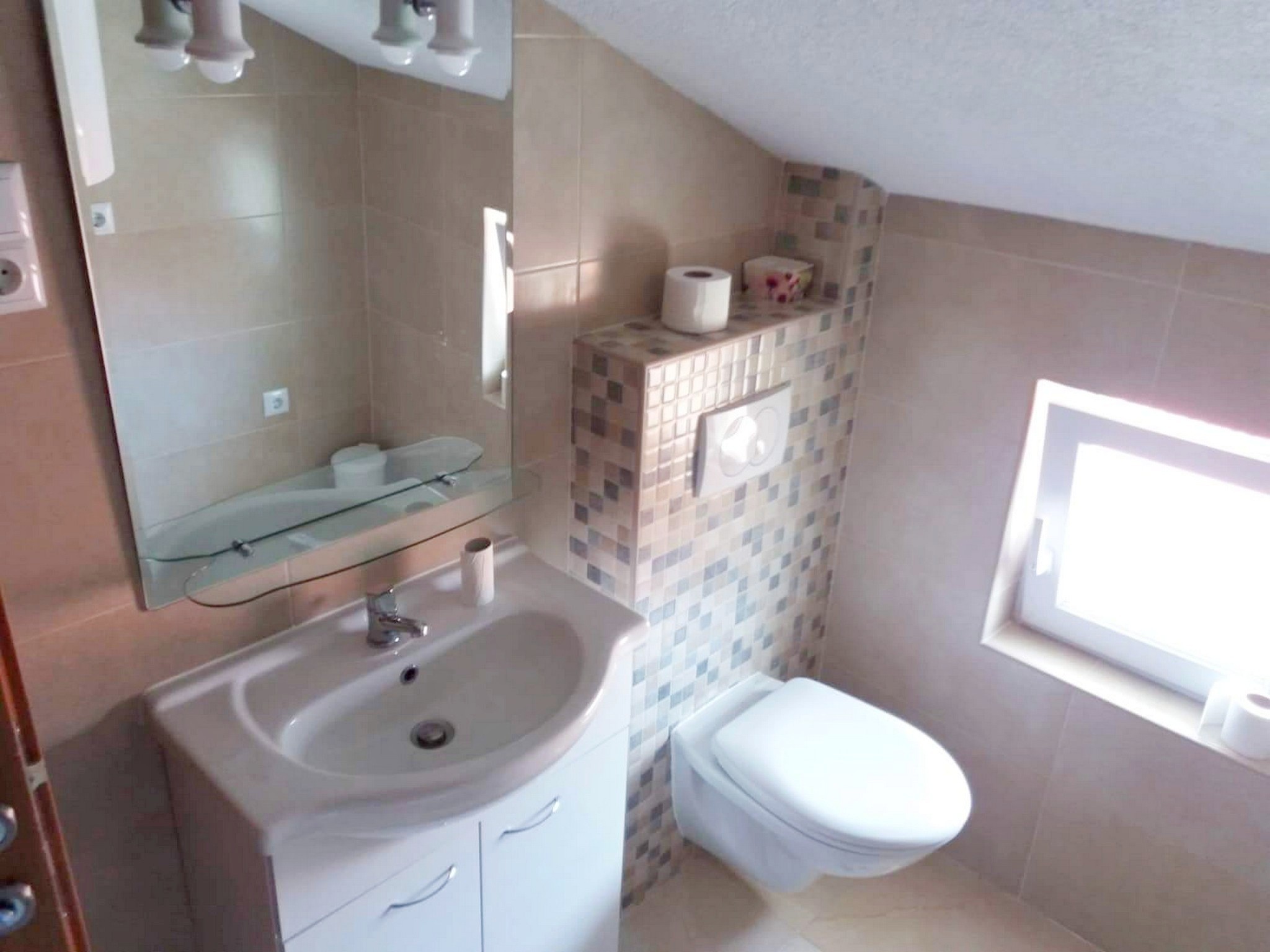 Apartment Capacity 4