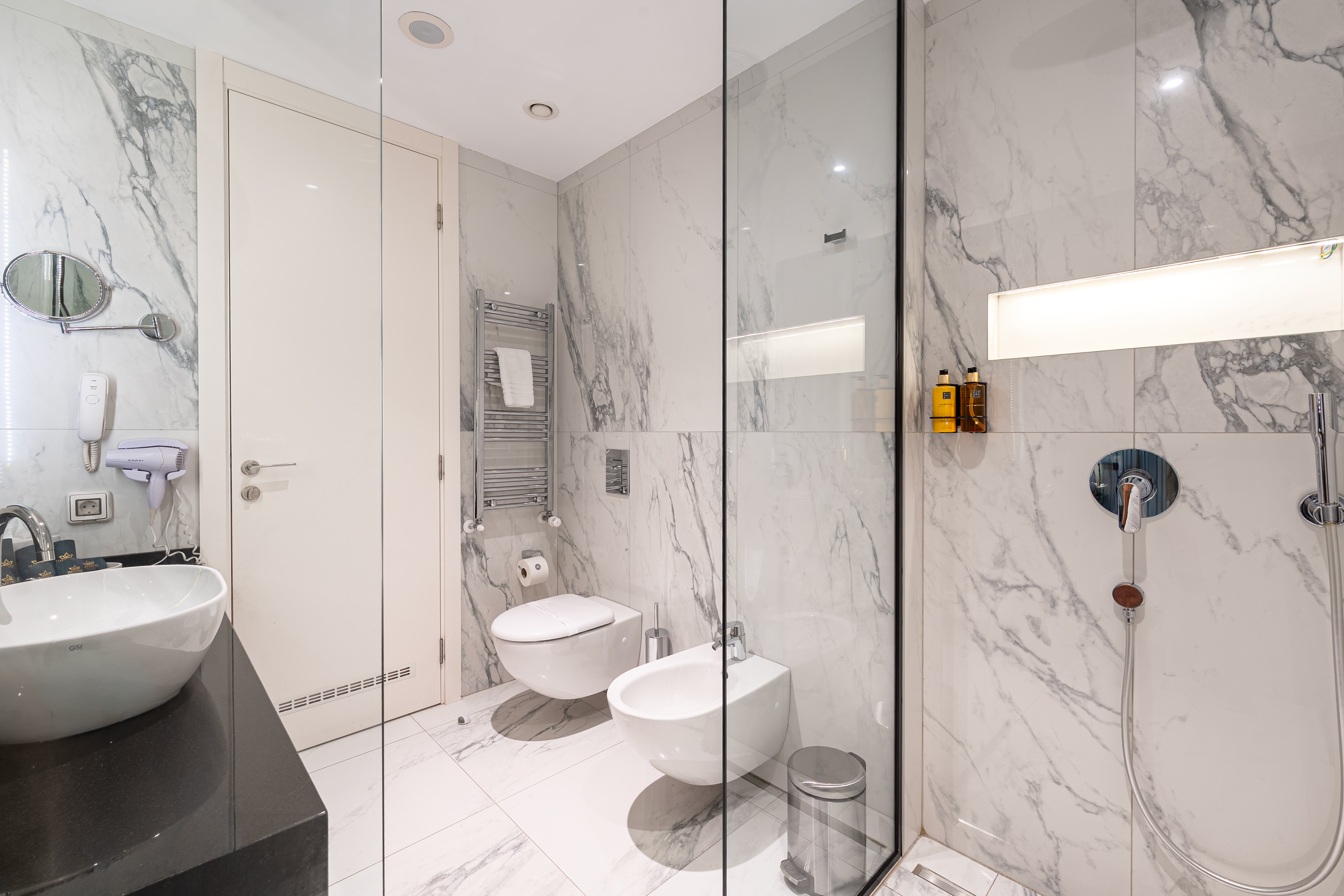 Junior Suite Standard