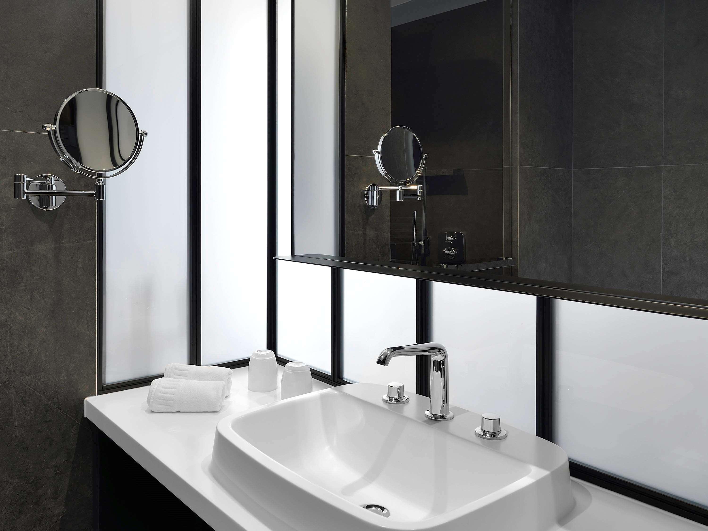 Double or Twin Superior