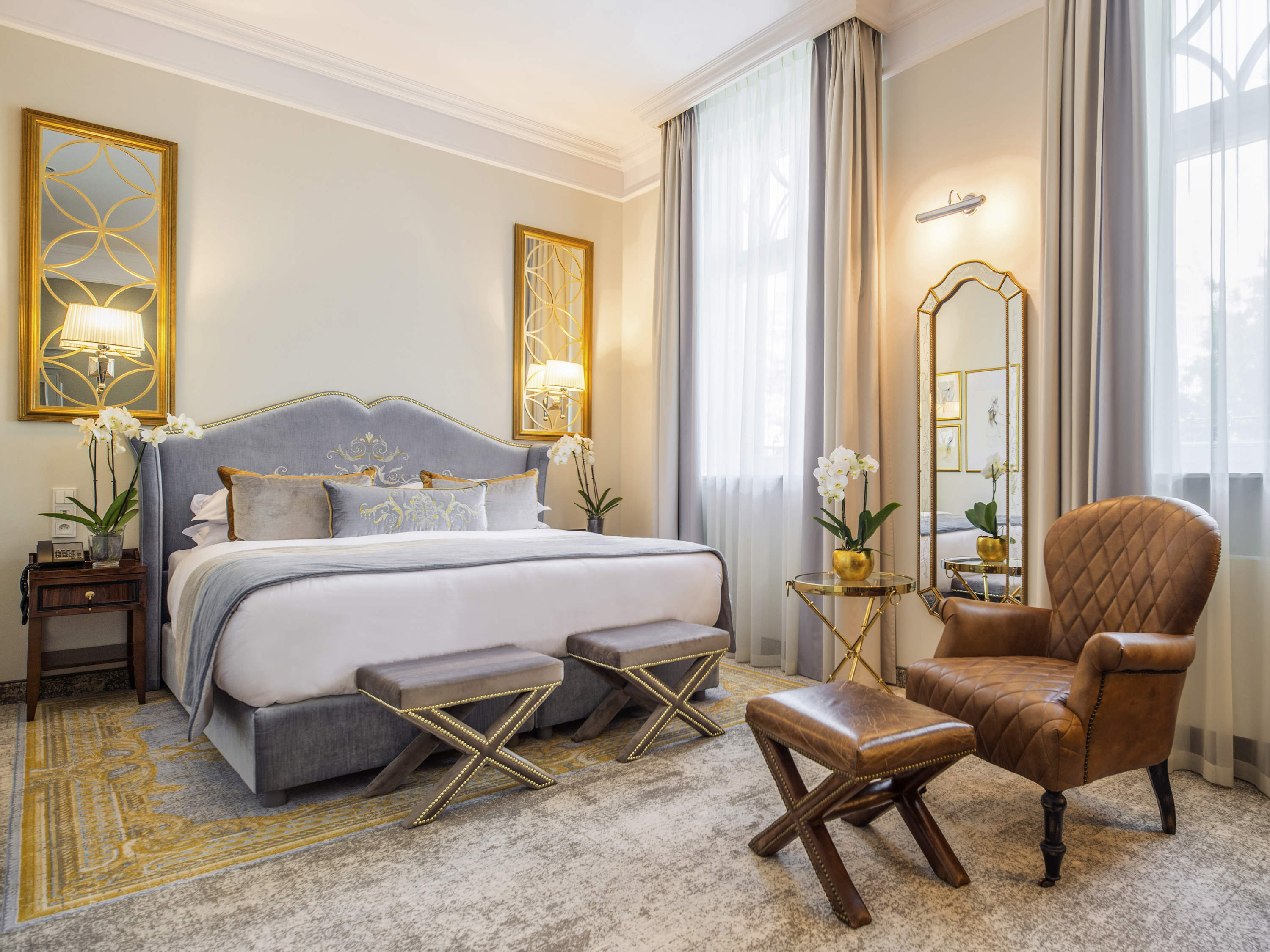 Double Deluxe King Bed