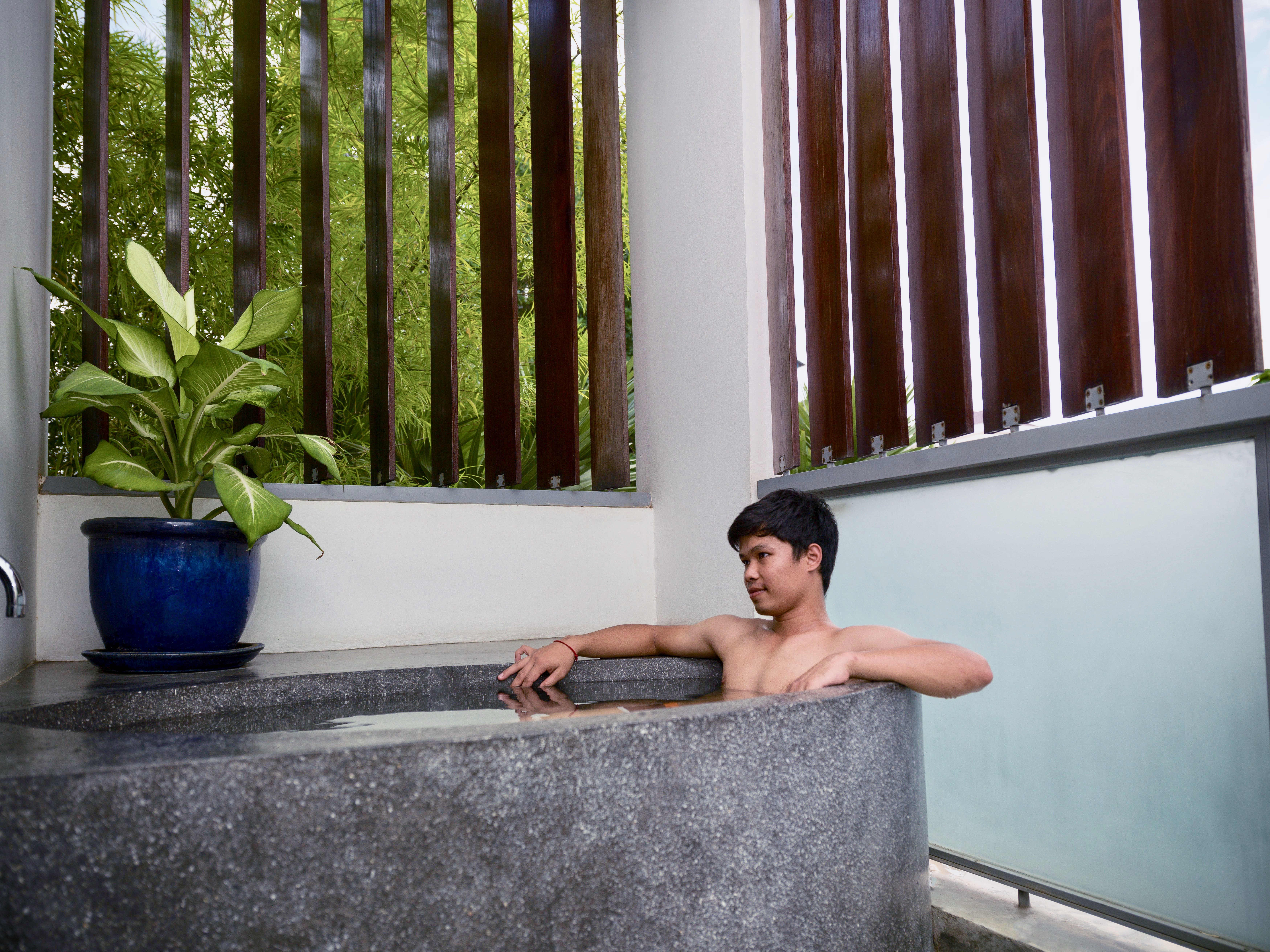 Double Deluxe Pool View