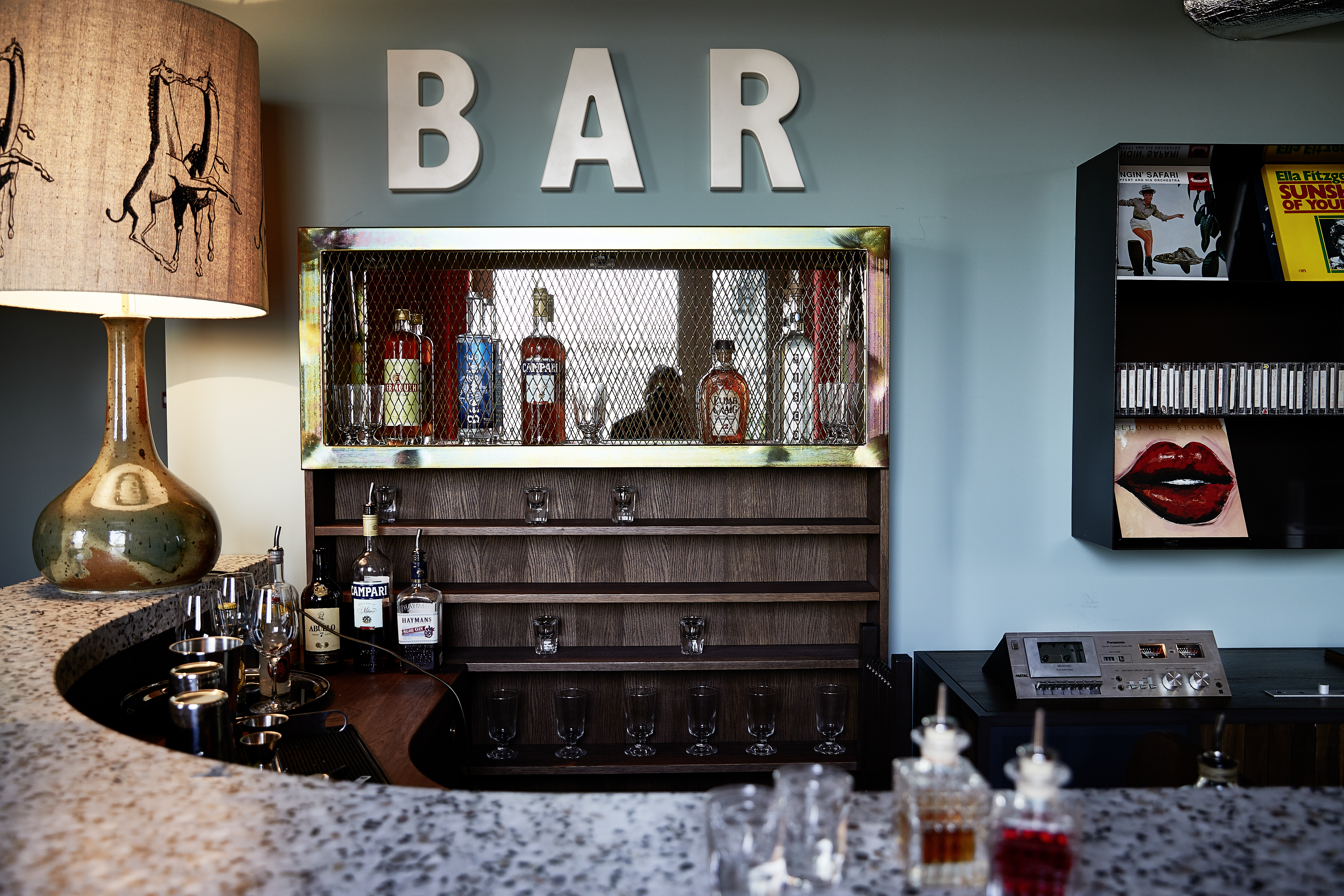 Bar